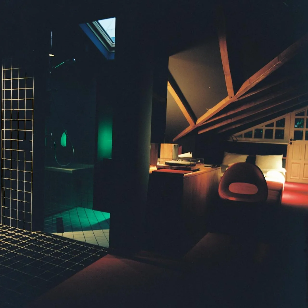 Bedroom in Blueberry Nights