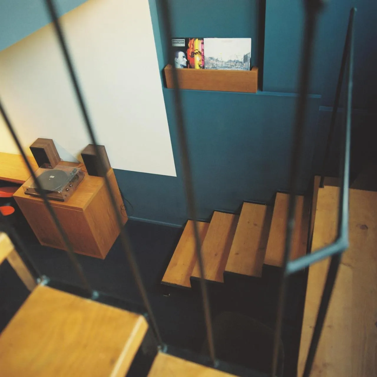 Living room in Blueberry Nights