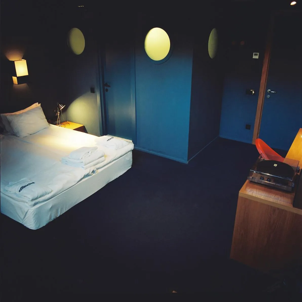 Bedroom in Blueberry Nights