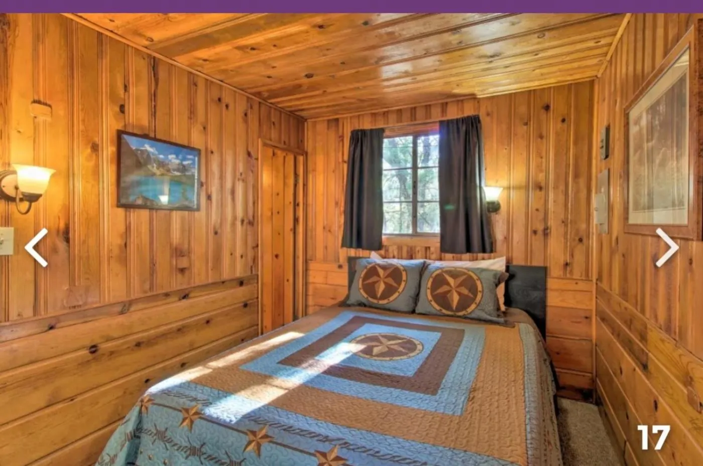 Bed in Hidden Rest Cabins and Resort