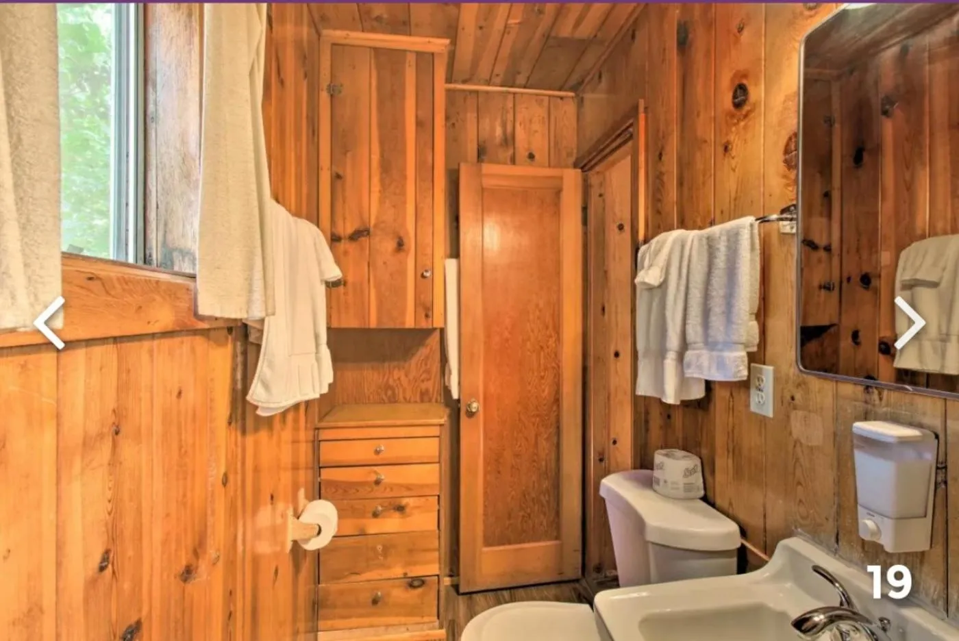 Bathroom in Hidden Rest Cabins and Resort