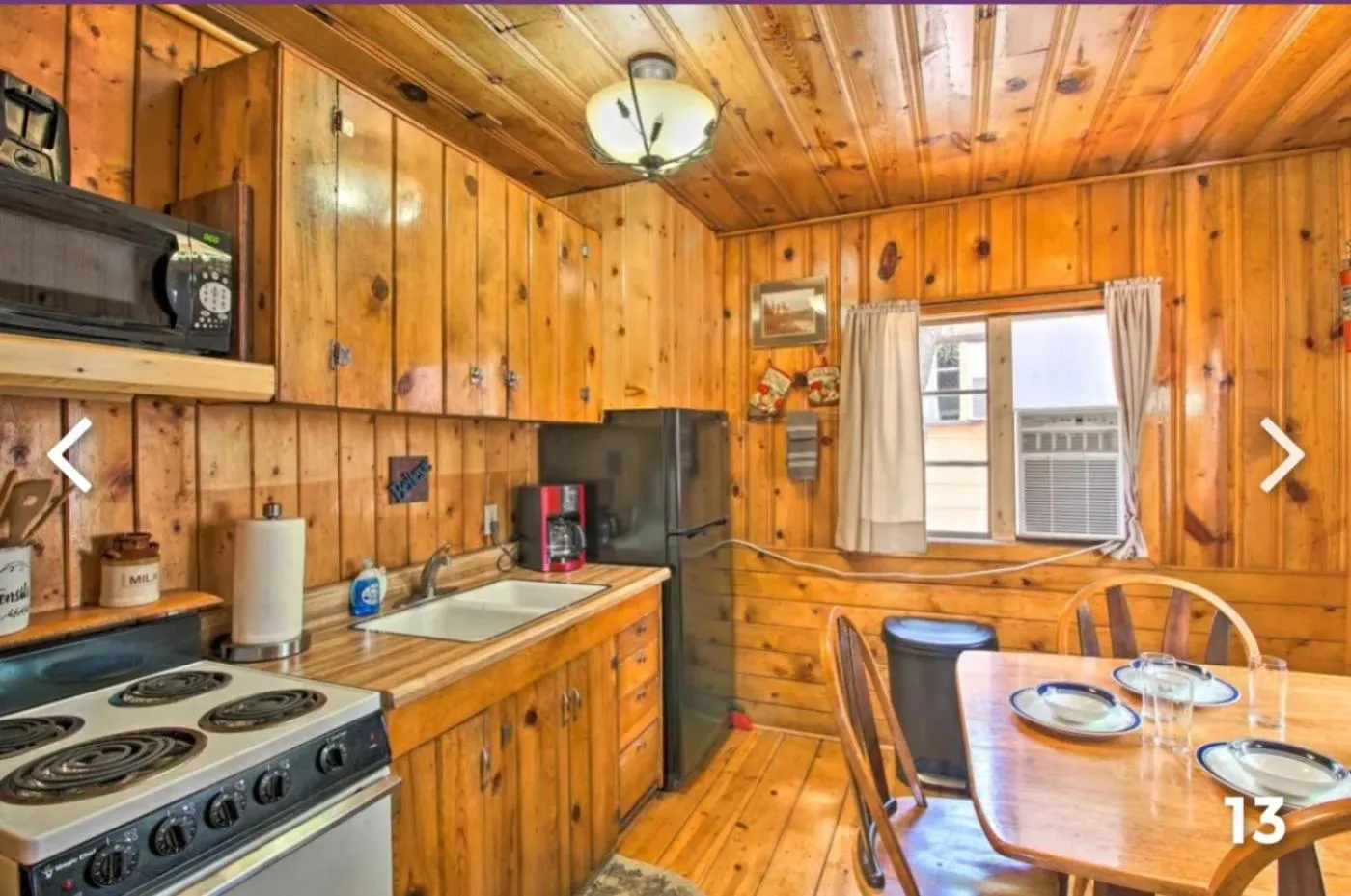 Coffee/tea facilities in Hidden Rest Cabins and Resort