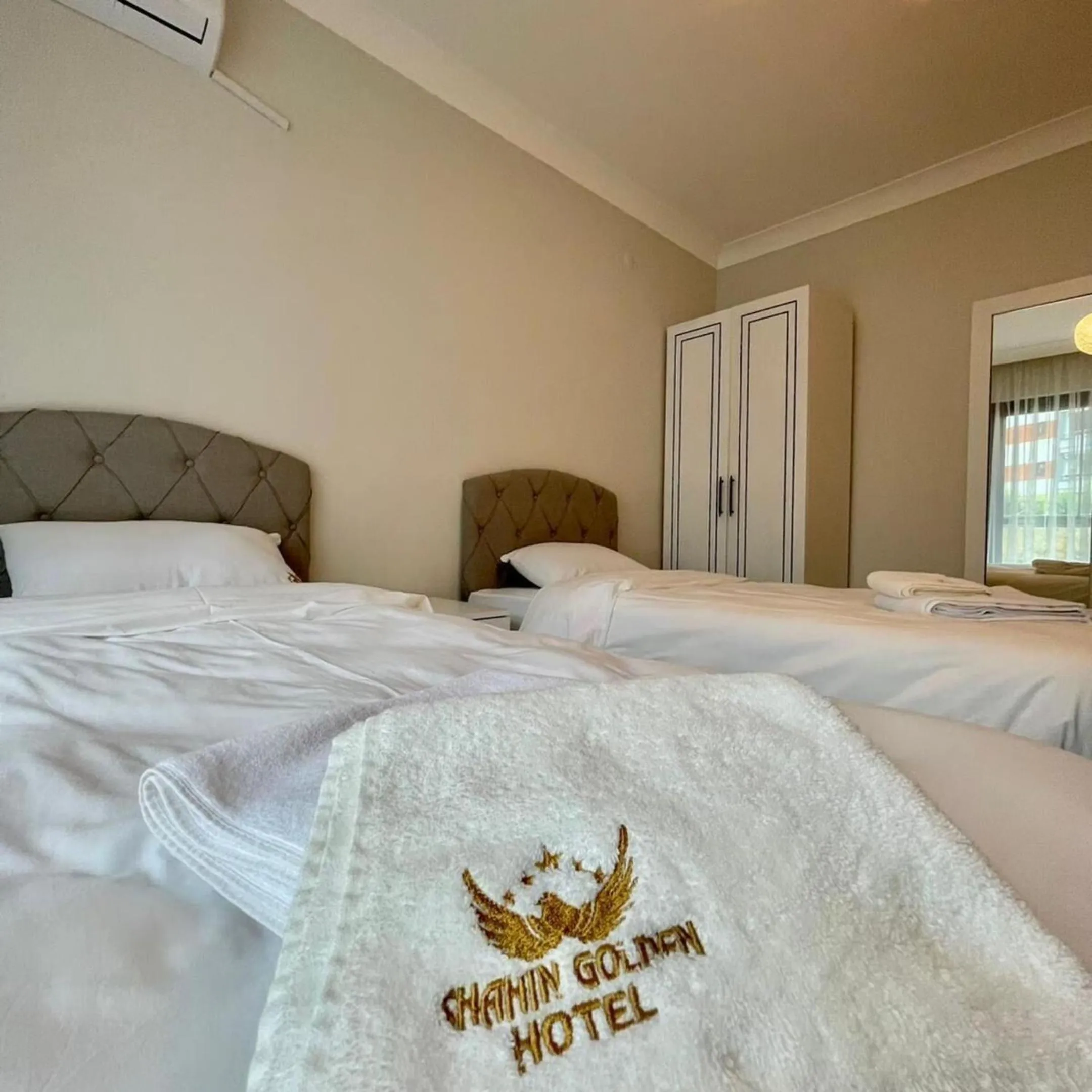 Bed in Shahin Golden Hotel الصقر الذهبي للشقق الفندقية