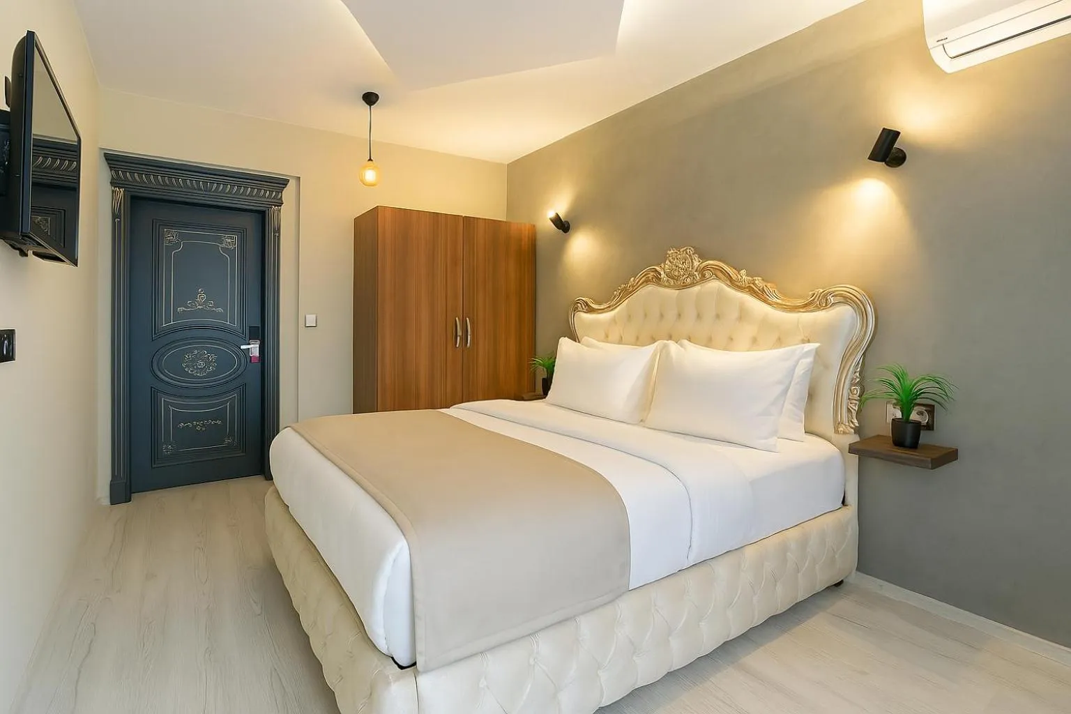 Bed in Monezza Avcılar