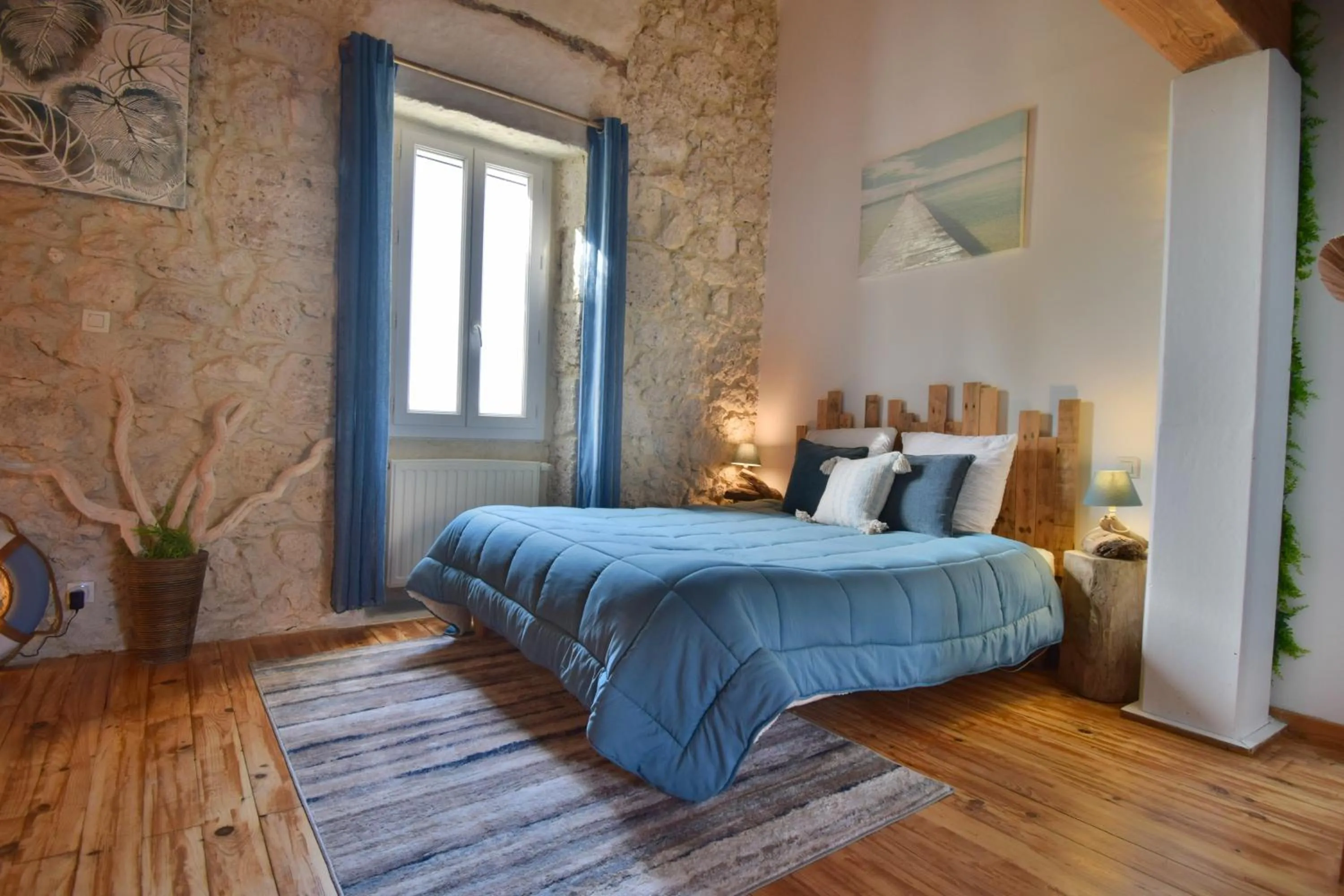 Bed in Chambre d'hôtes Le Bol d'Air avec jacuzzi