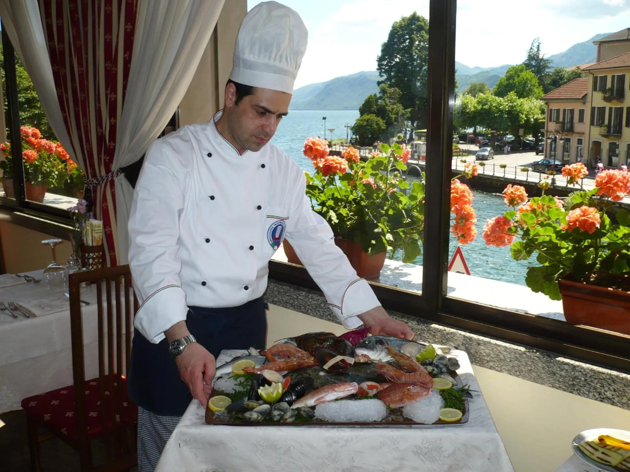 Restaurant/places to eat in Croce Bianca