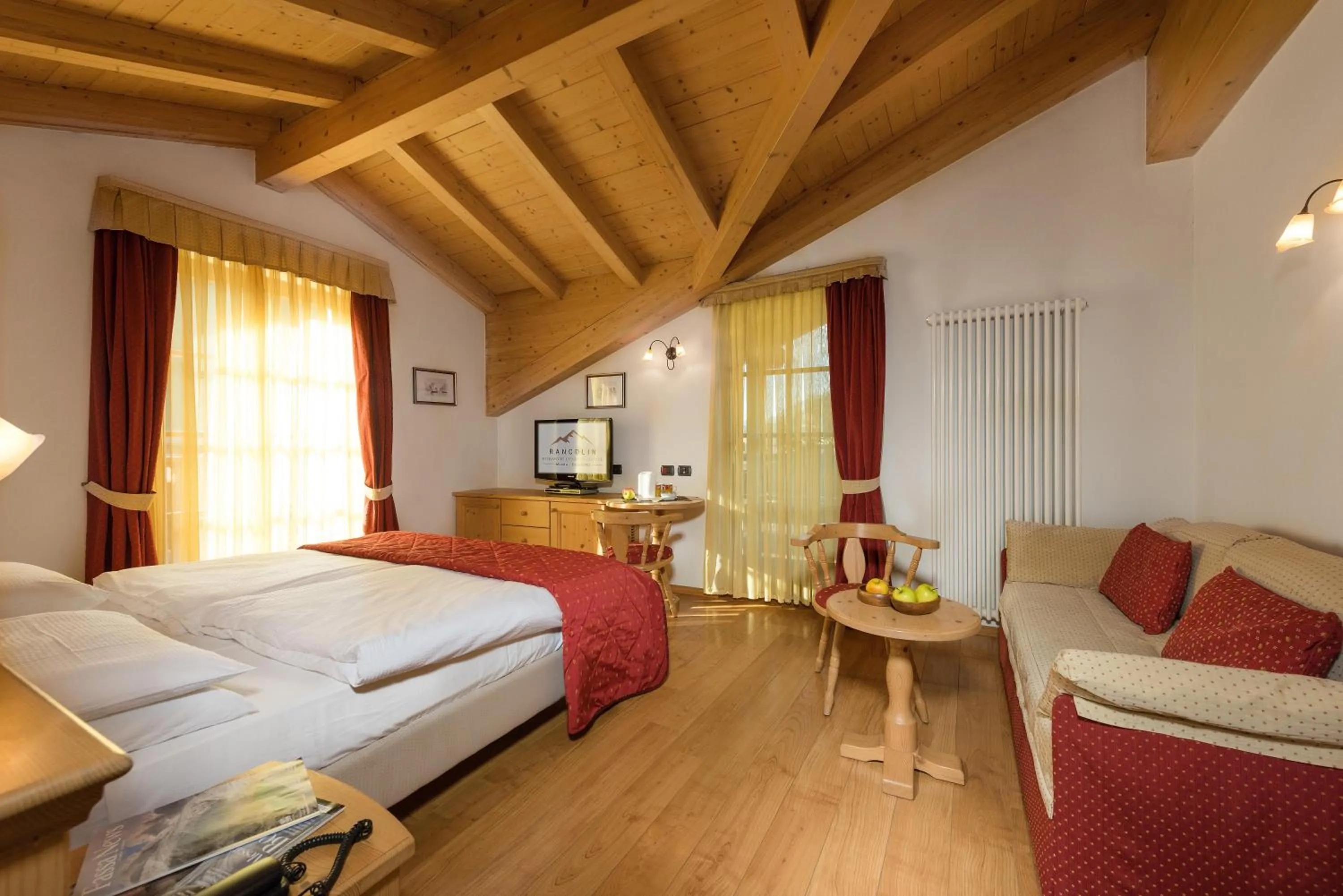 Bedroom, Bed in Romantic Charming Hotel Rancolin