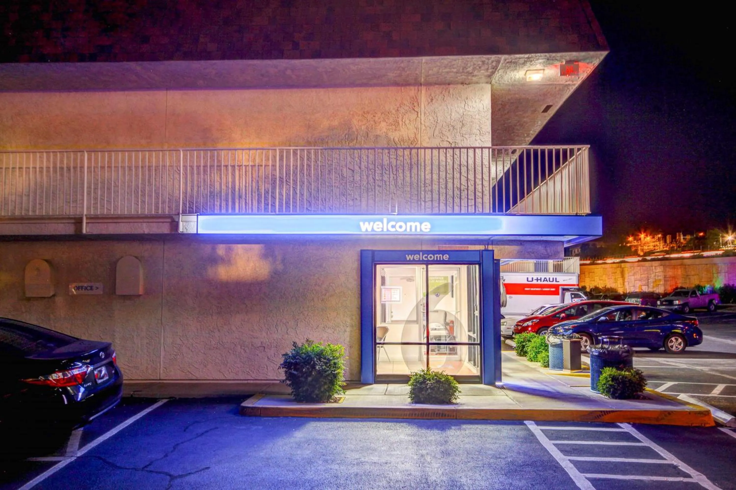 Property building in Motel 6 Saint George, UT