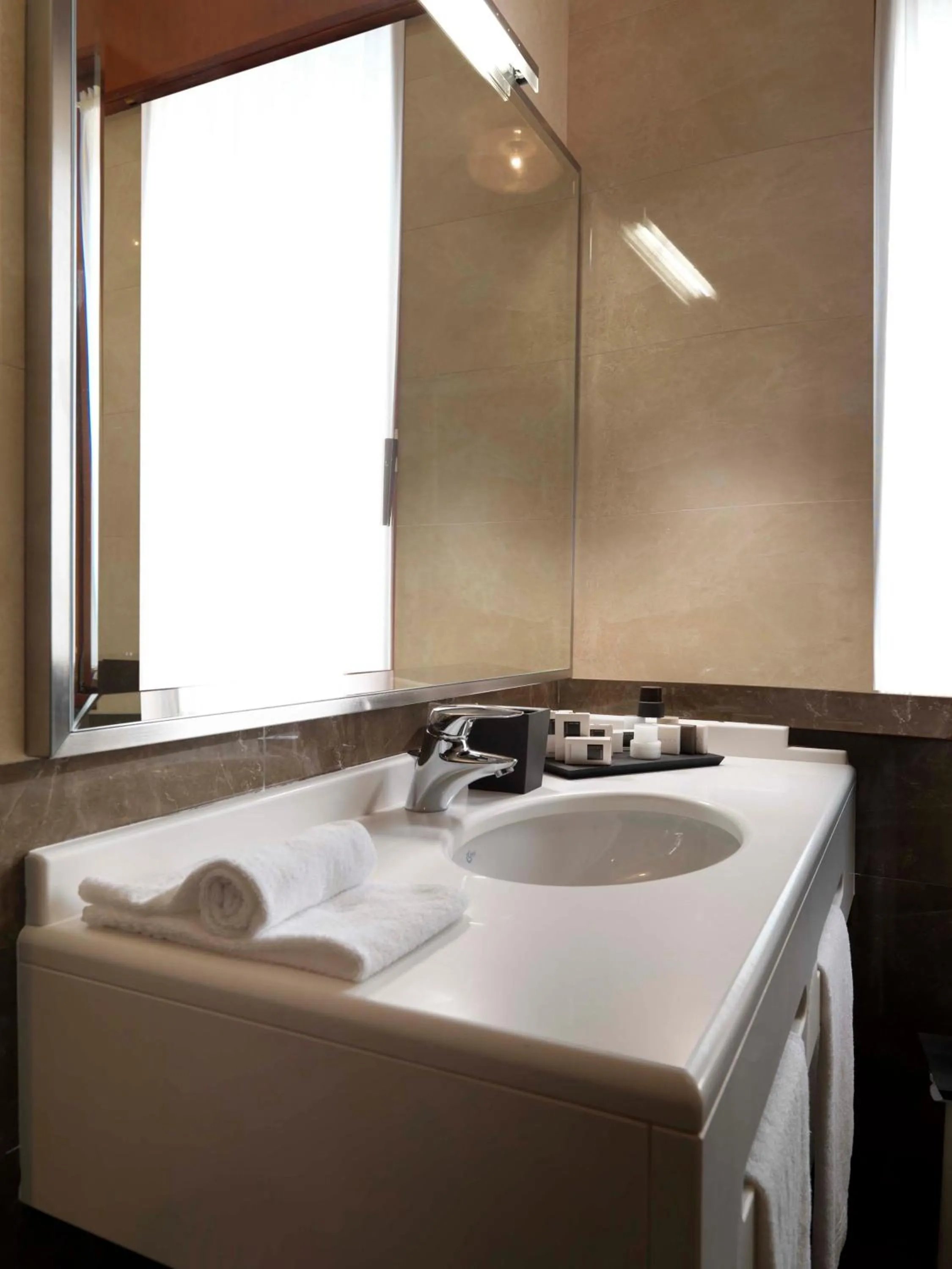 Bathroom in Hotel Al Pino Verde