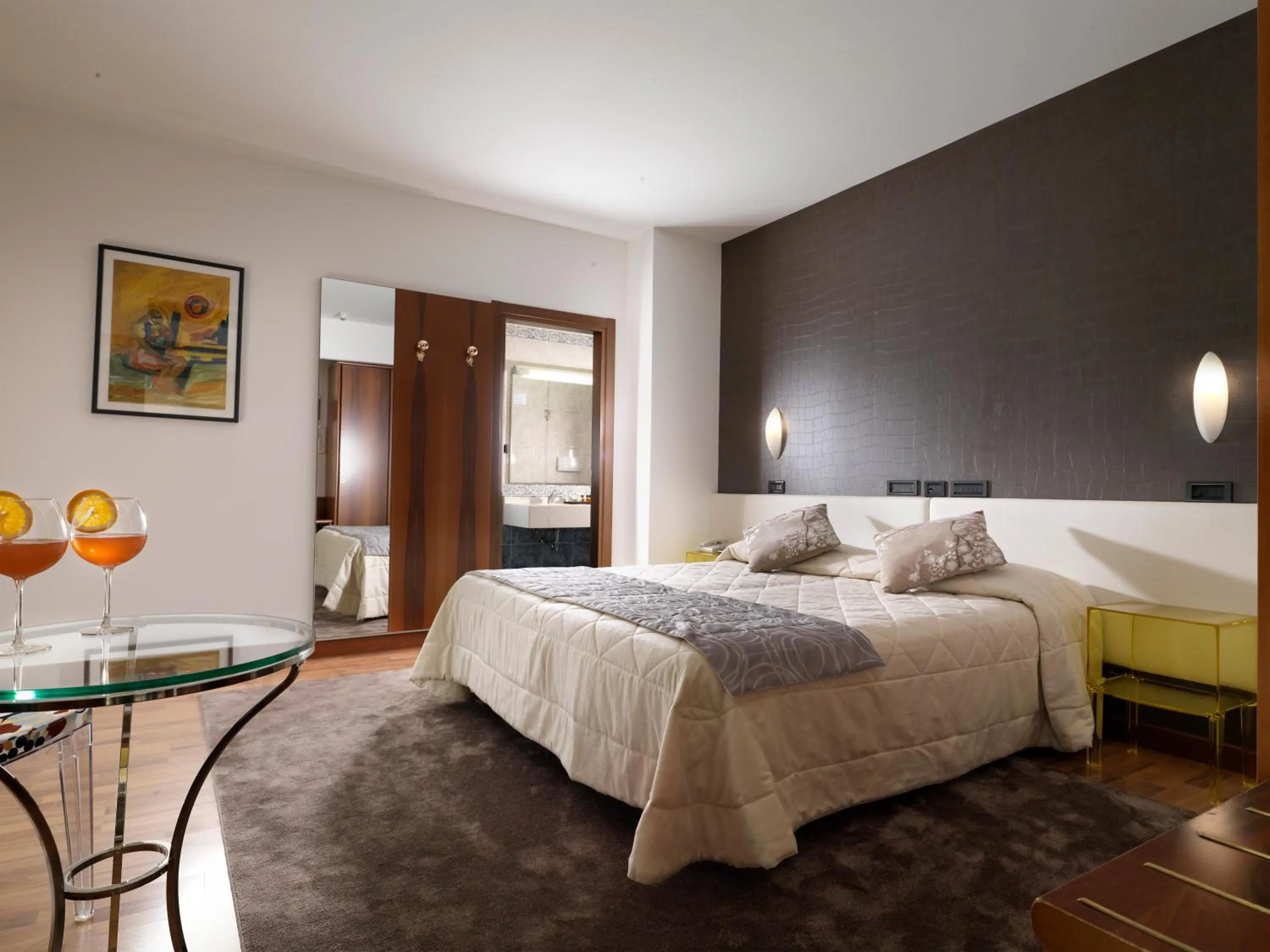 Photo of the whole room, Bed in Hotel Al Pino Verde