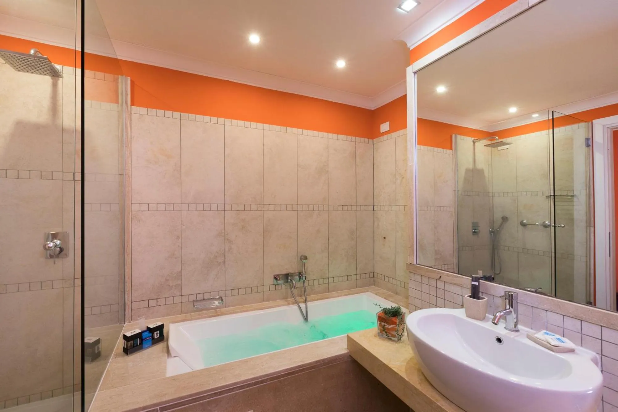 Hot Tub in Lu' Hotel Riviera - Carloforte