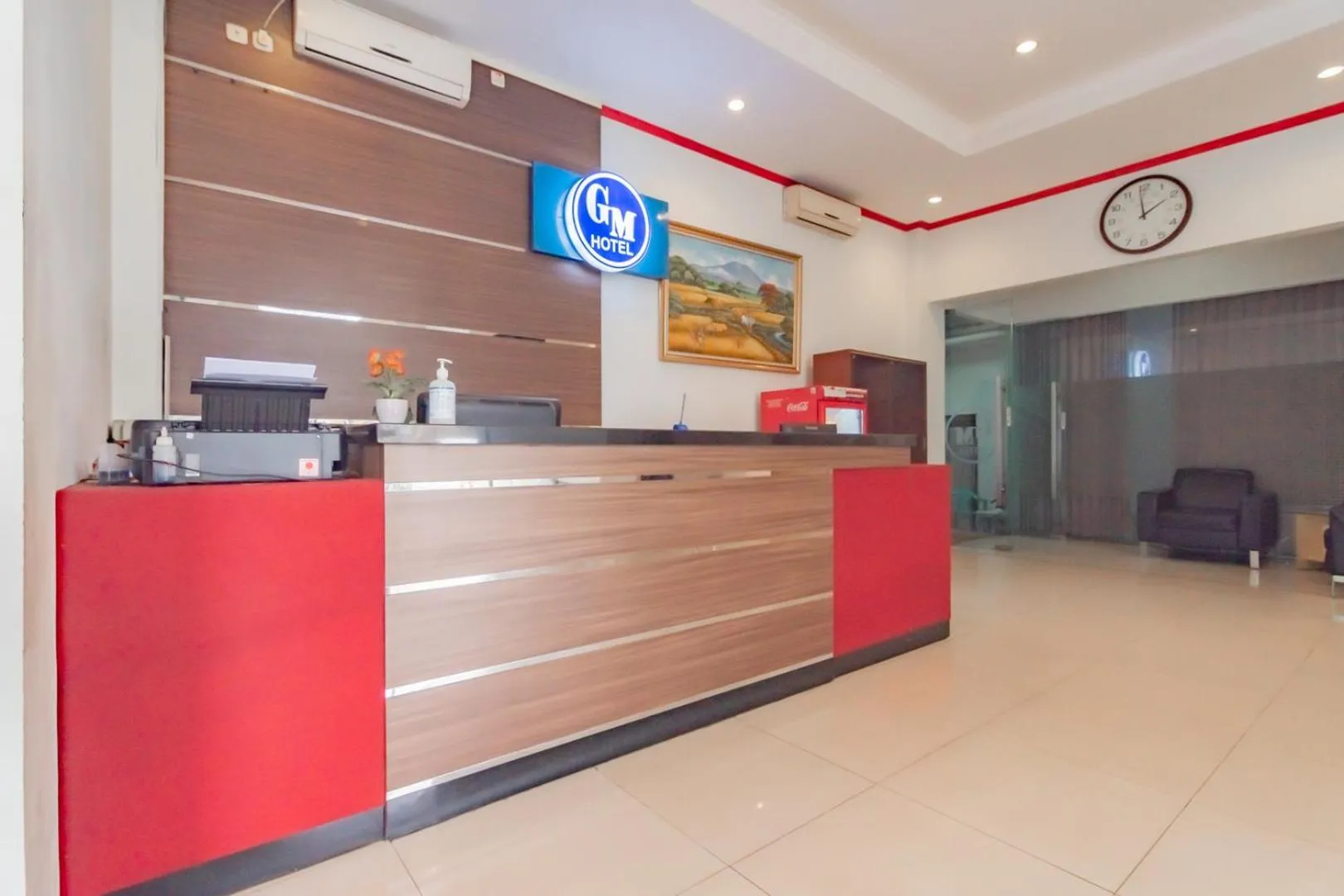 Lobby or reception in Urbanview Hotel Grand Malabar Bandung