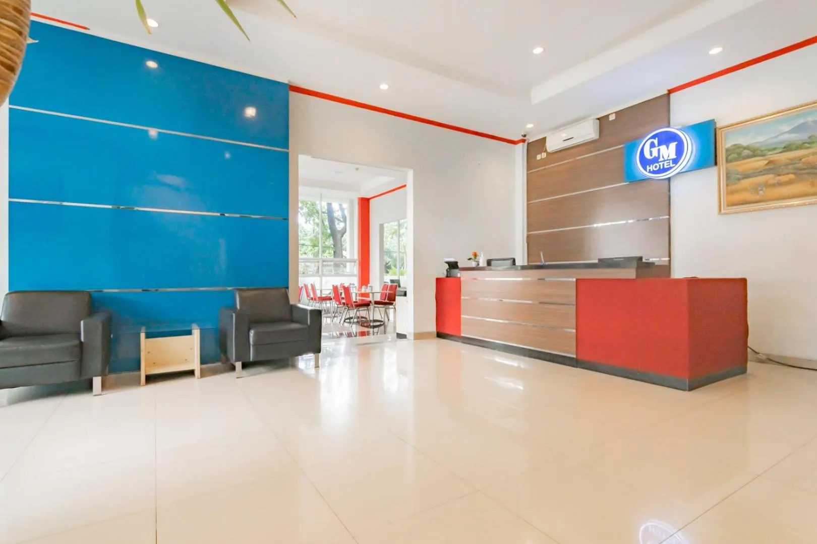 Lobby or reception in Urbanview Hotel Grand Malabar Bandung