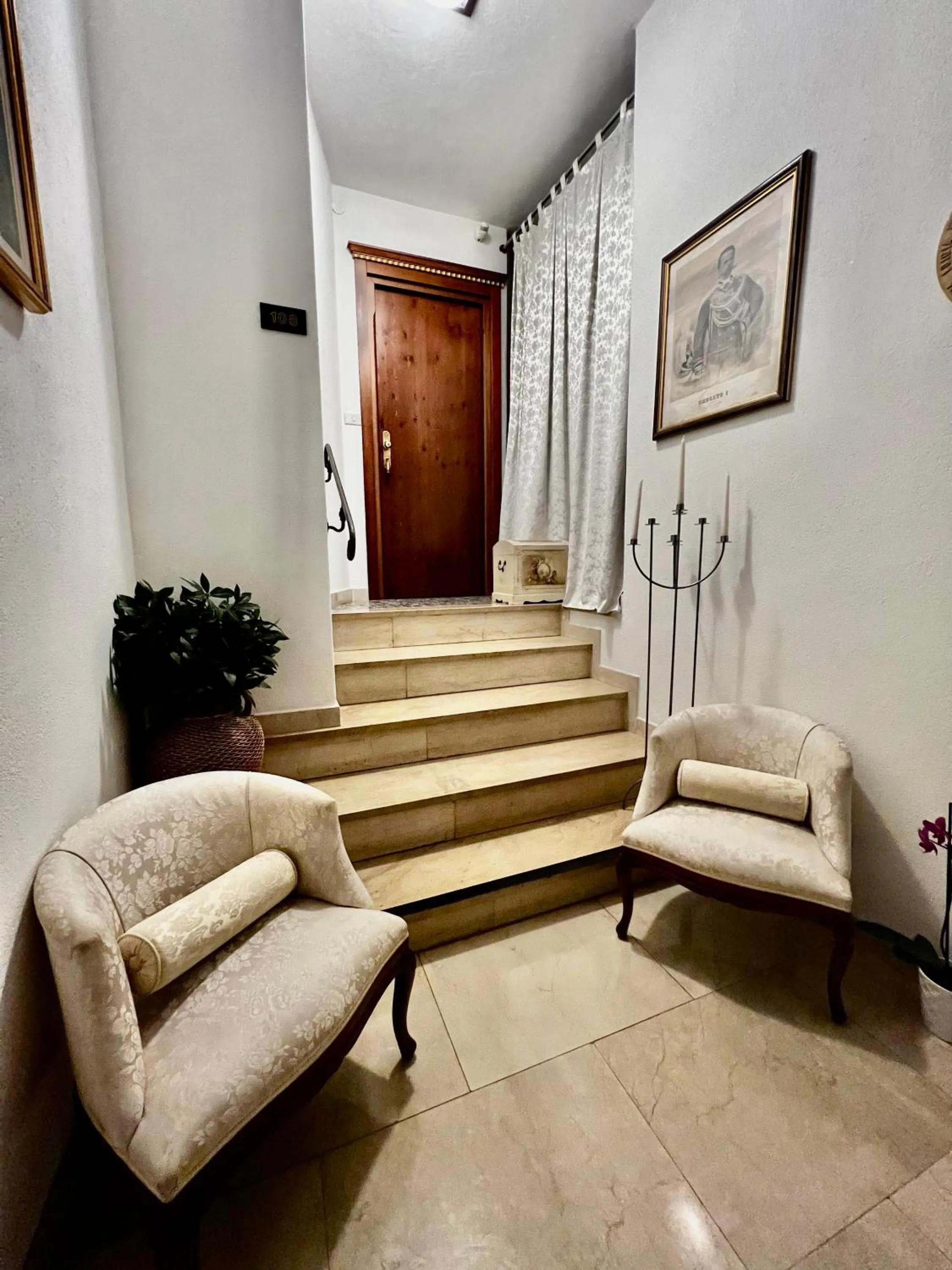 Decorative detail in Aurora