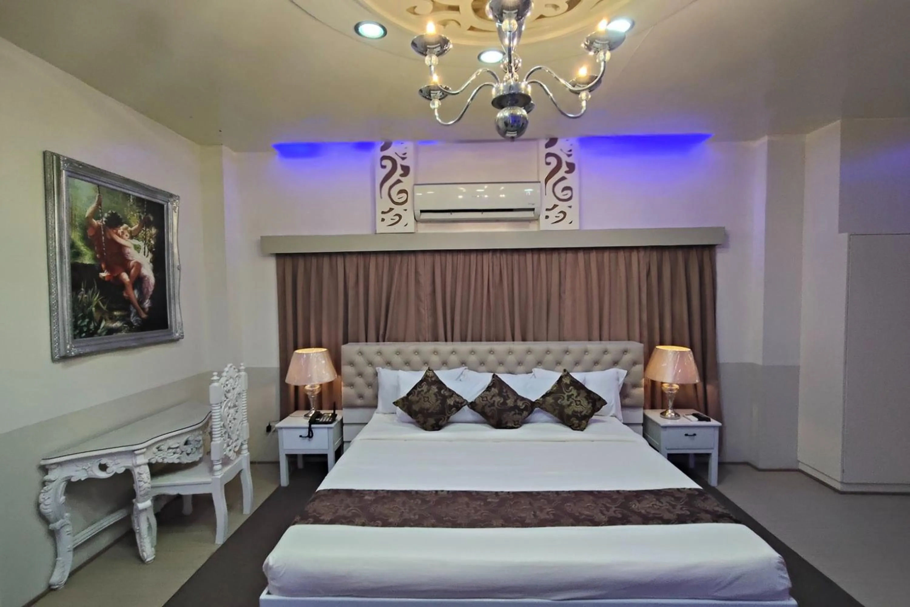 Bed in Bergamo Hotel Lingayen