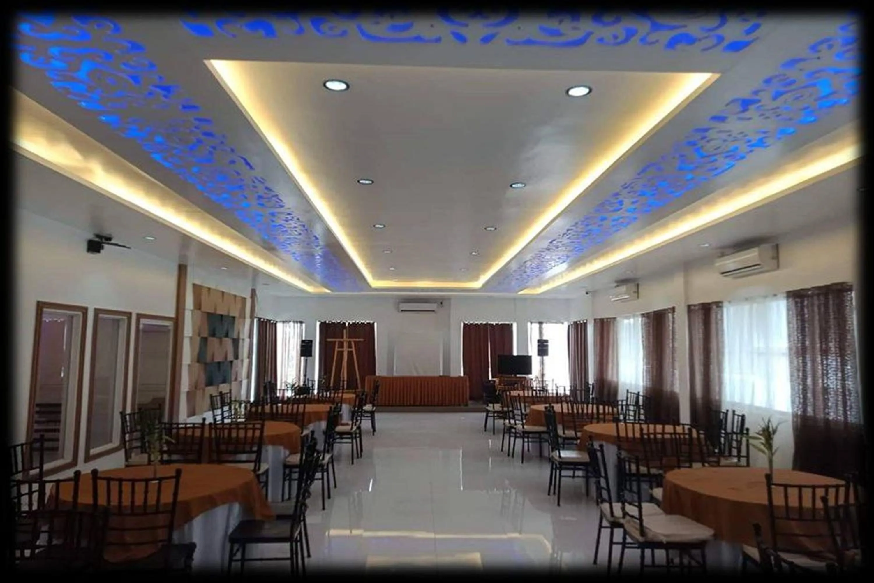 Meeting/conference room in Bergamo Hotel Lingayen