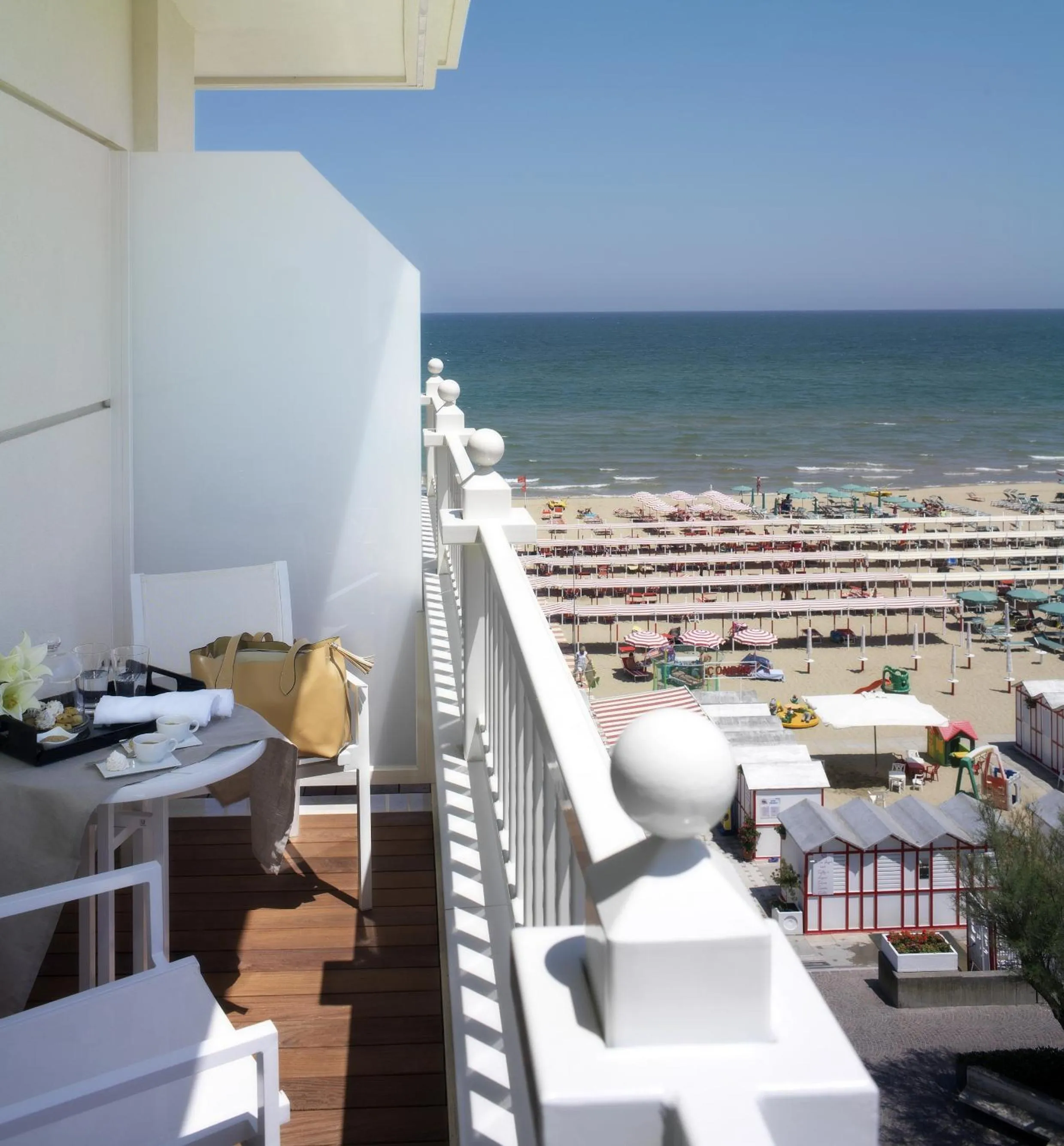 Day in Hotel Tiffany's