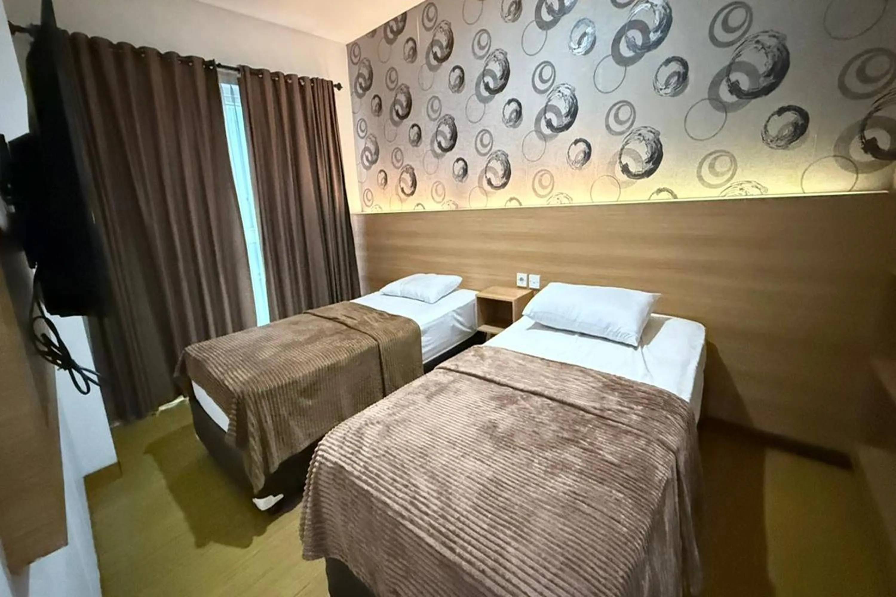Bedroom, Bed in Senayan Suites