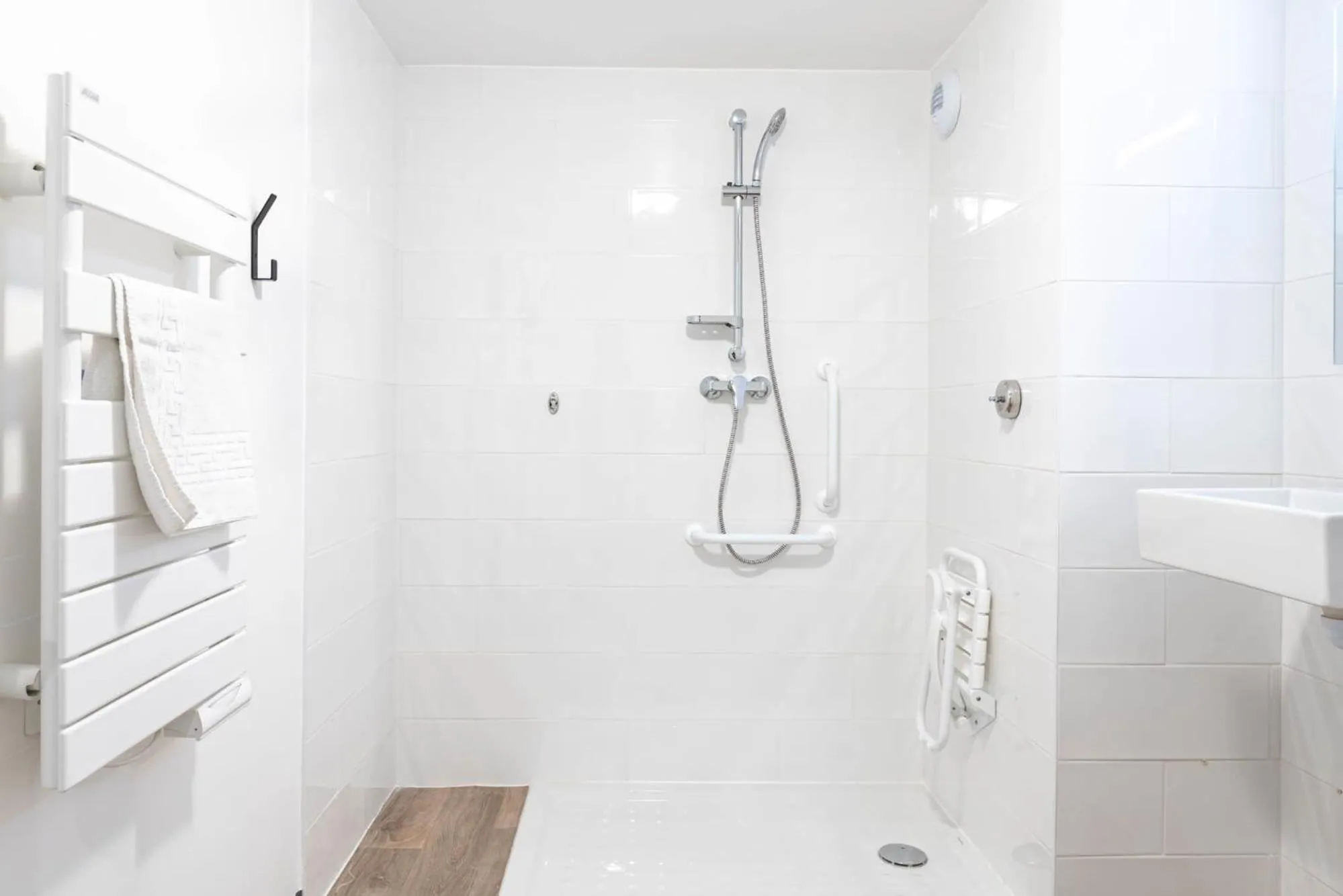 Bathroom in Kabane Montpellier