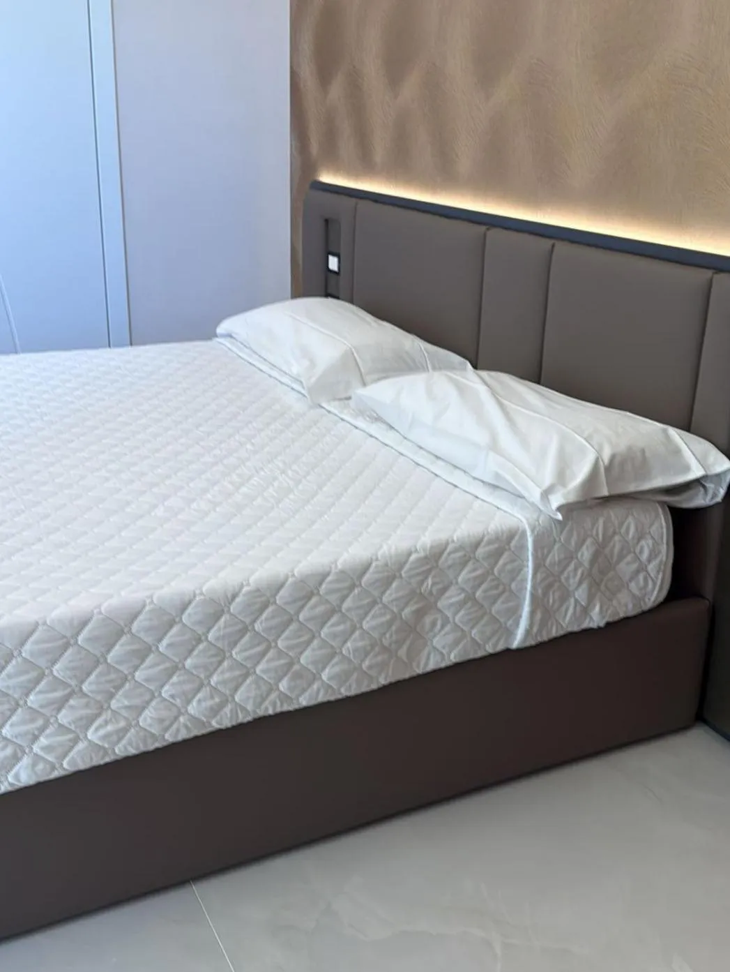 Bed in Hotel Kursaal