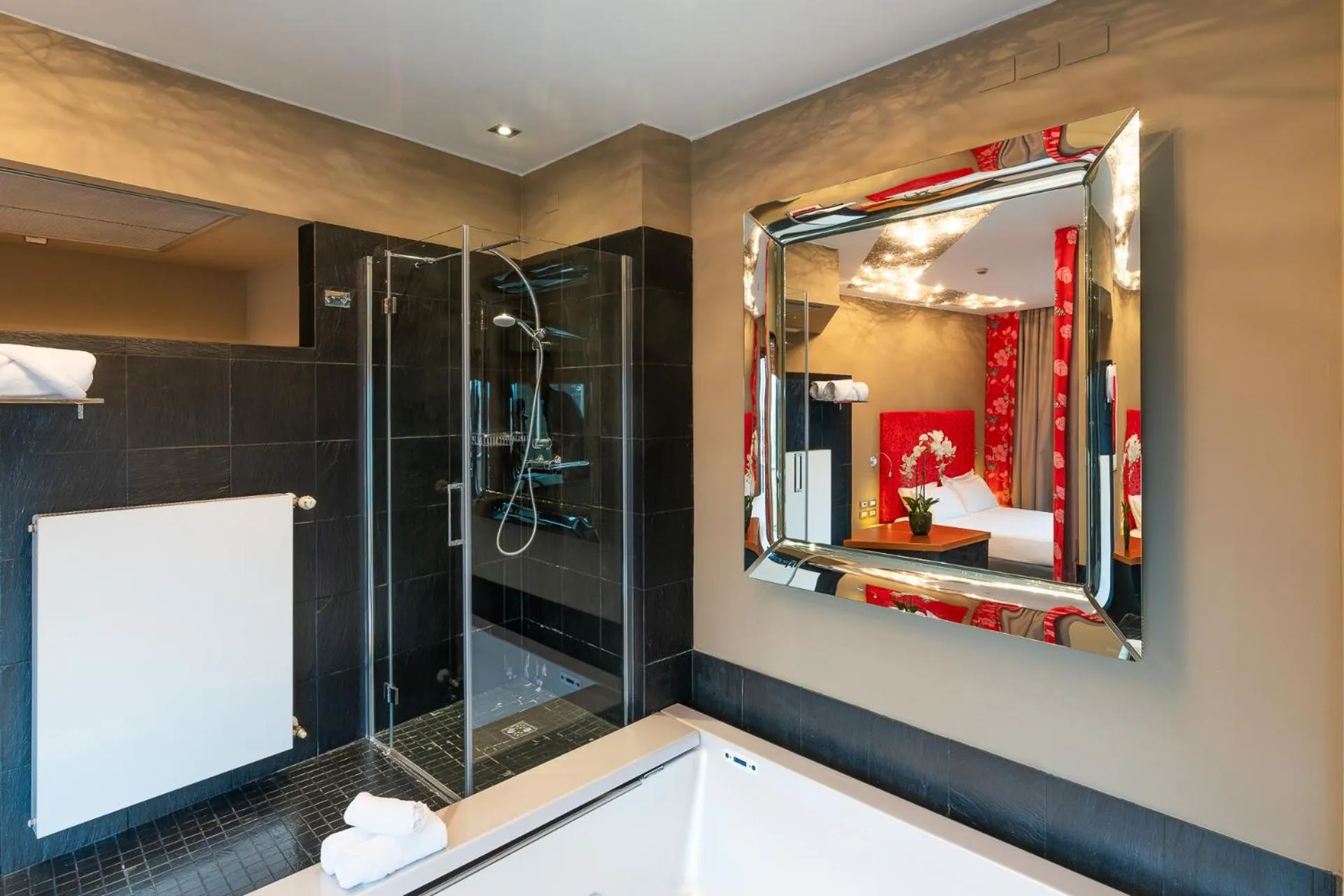 Shower in Là Di Moret