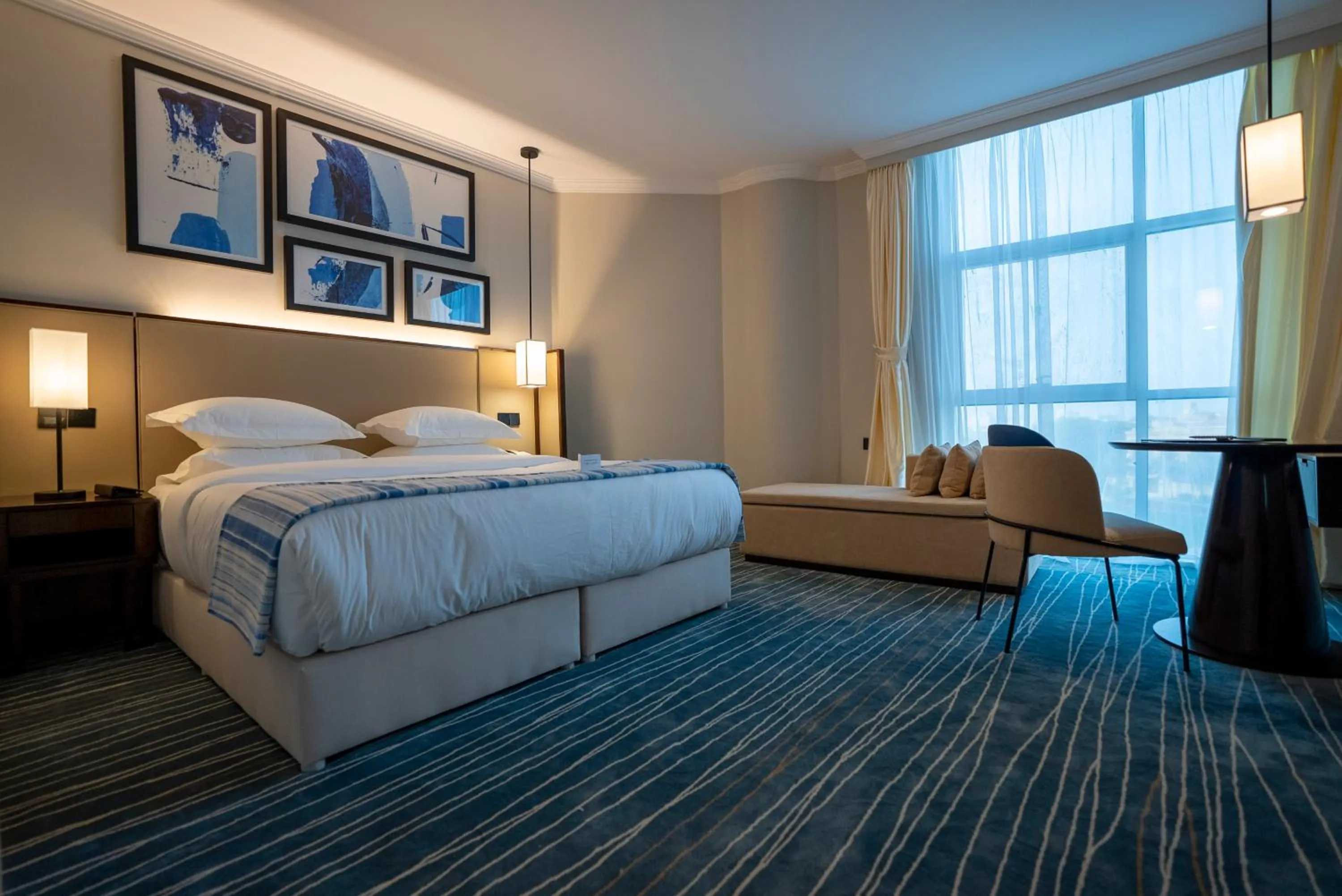 Photo of the whole room, Bed in Prime Al Corniche Hotel