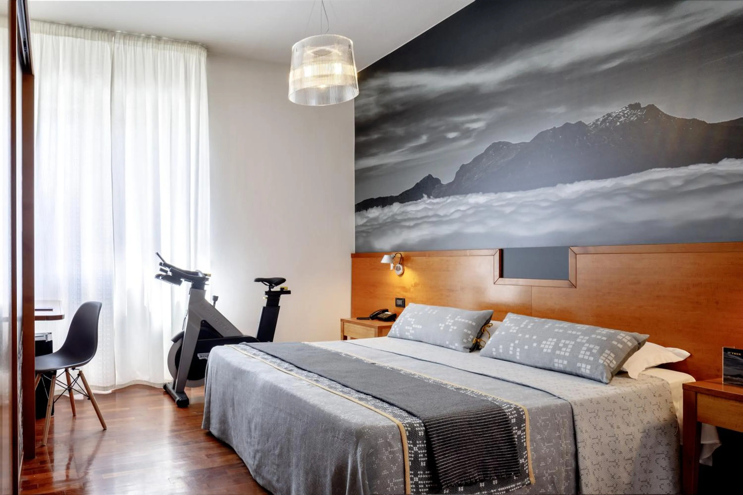 Bedroom in Euro Hotel