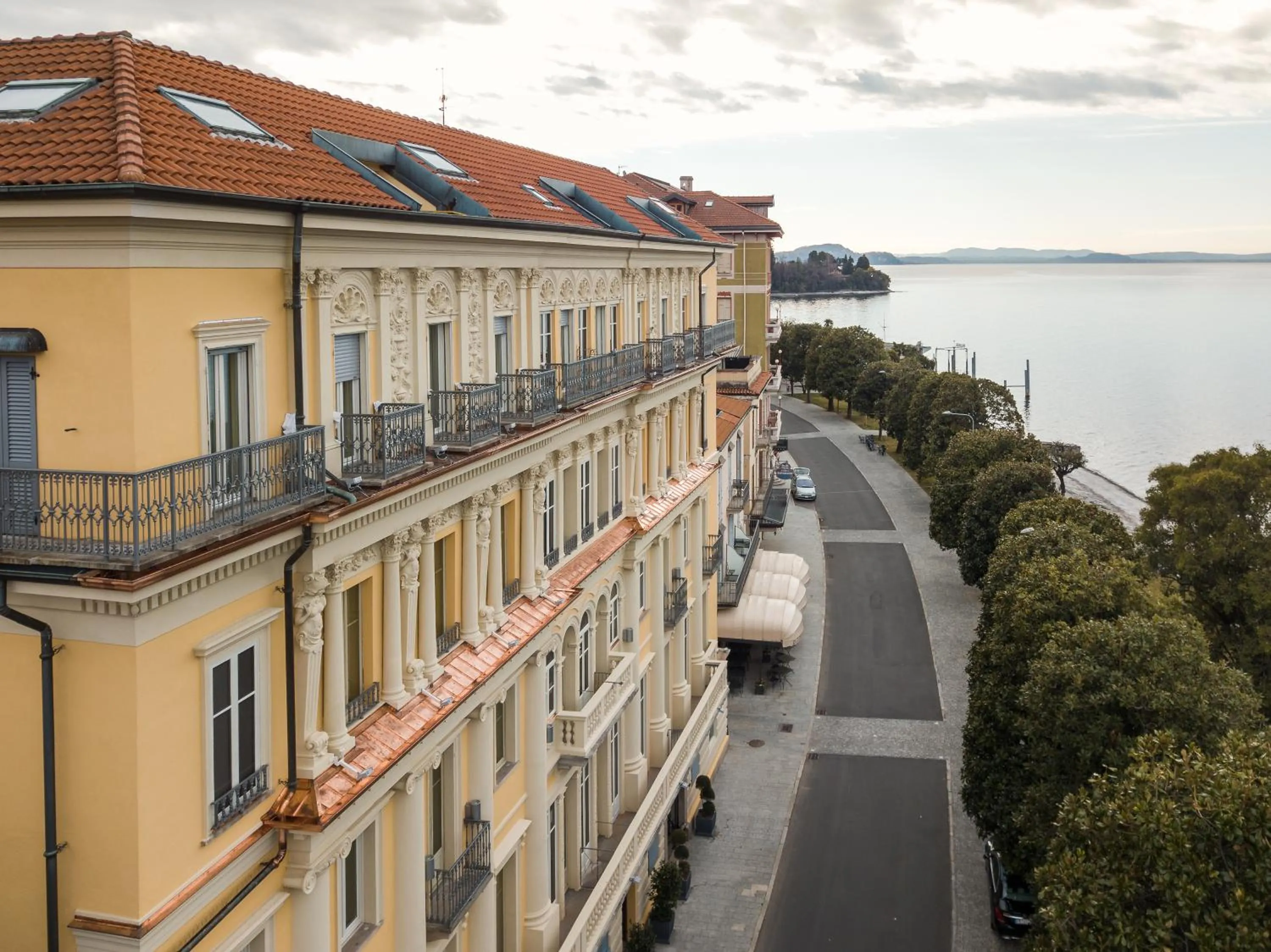 Facade/entrance in Europalace Hotel