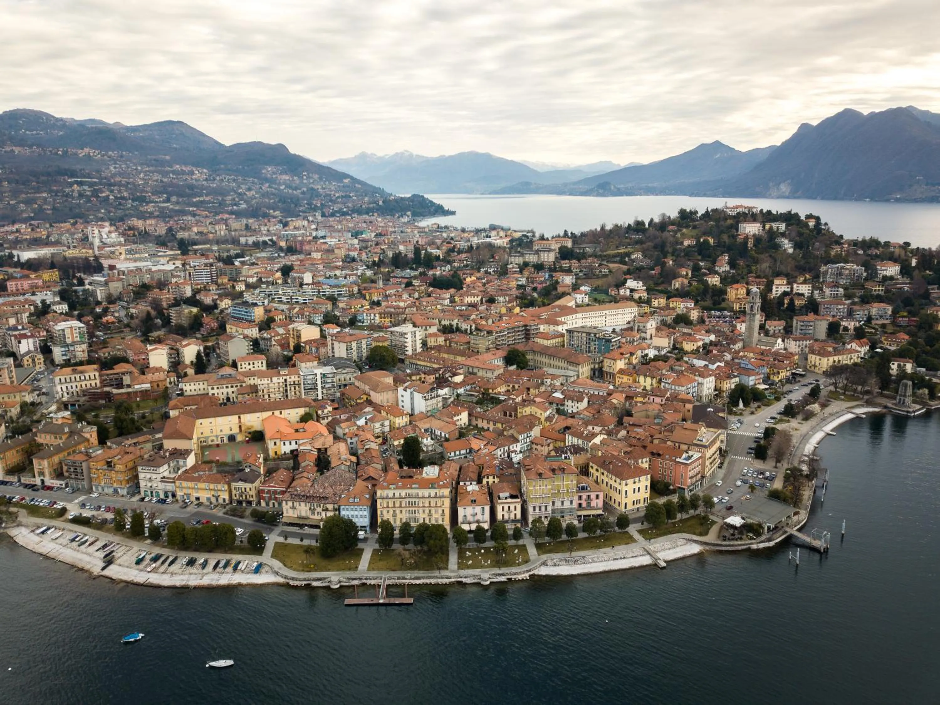 Facade/entrance in Europalace Hotel