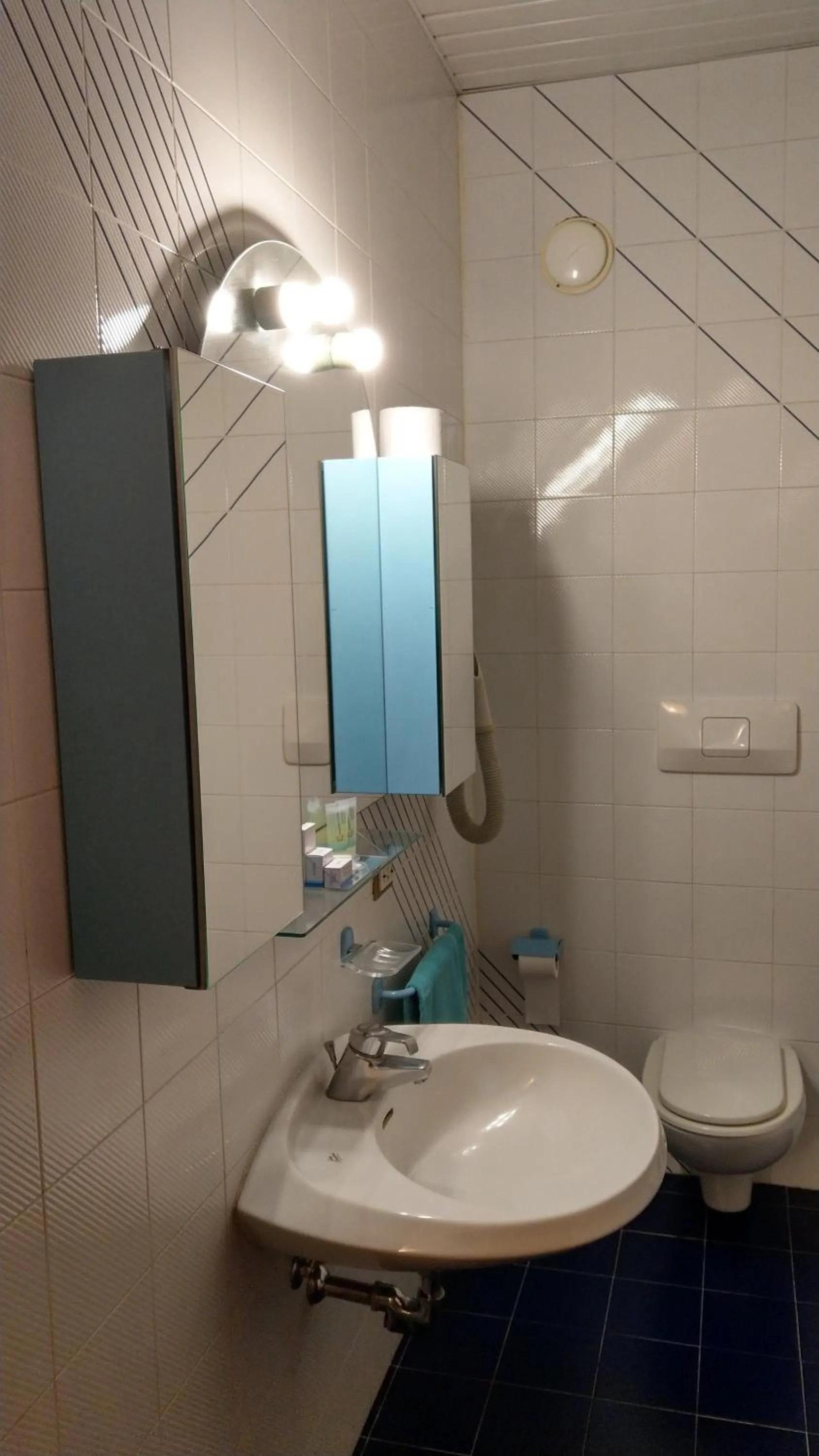 Bathroom in Europalace Hotel