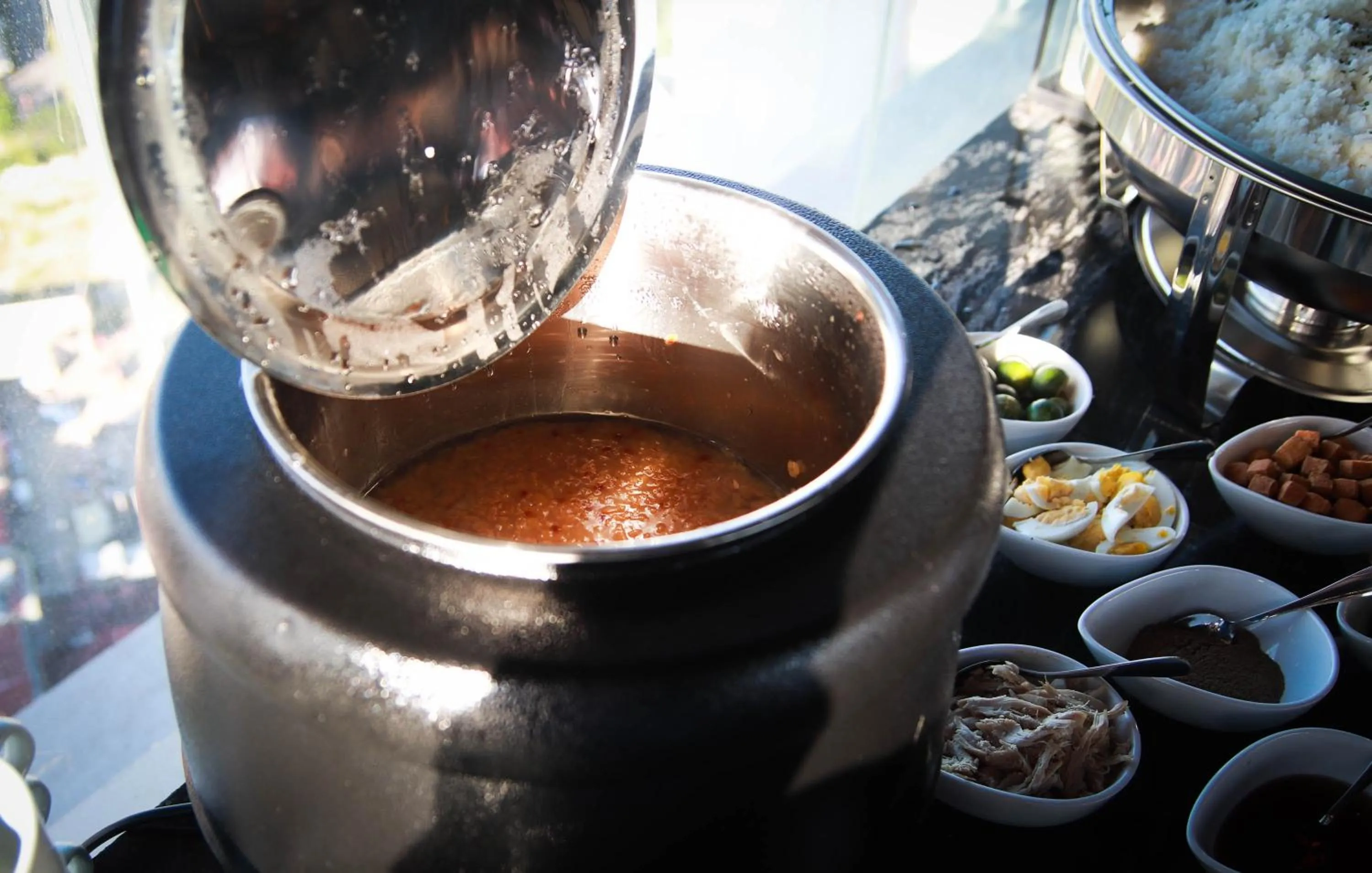 Restaurant/places to eat in Noble Cebu Hotel