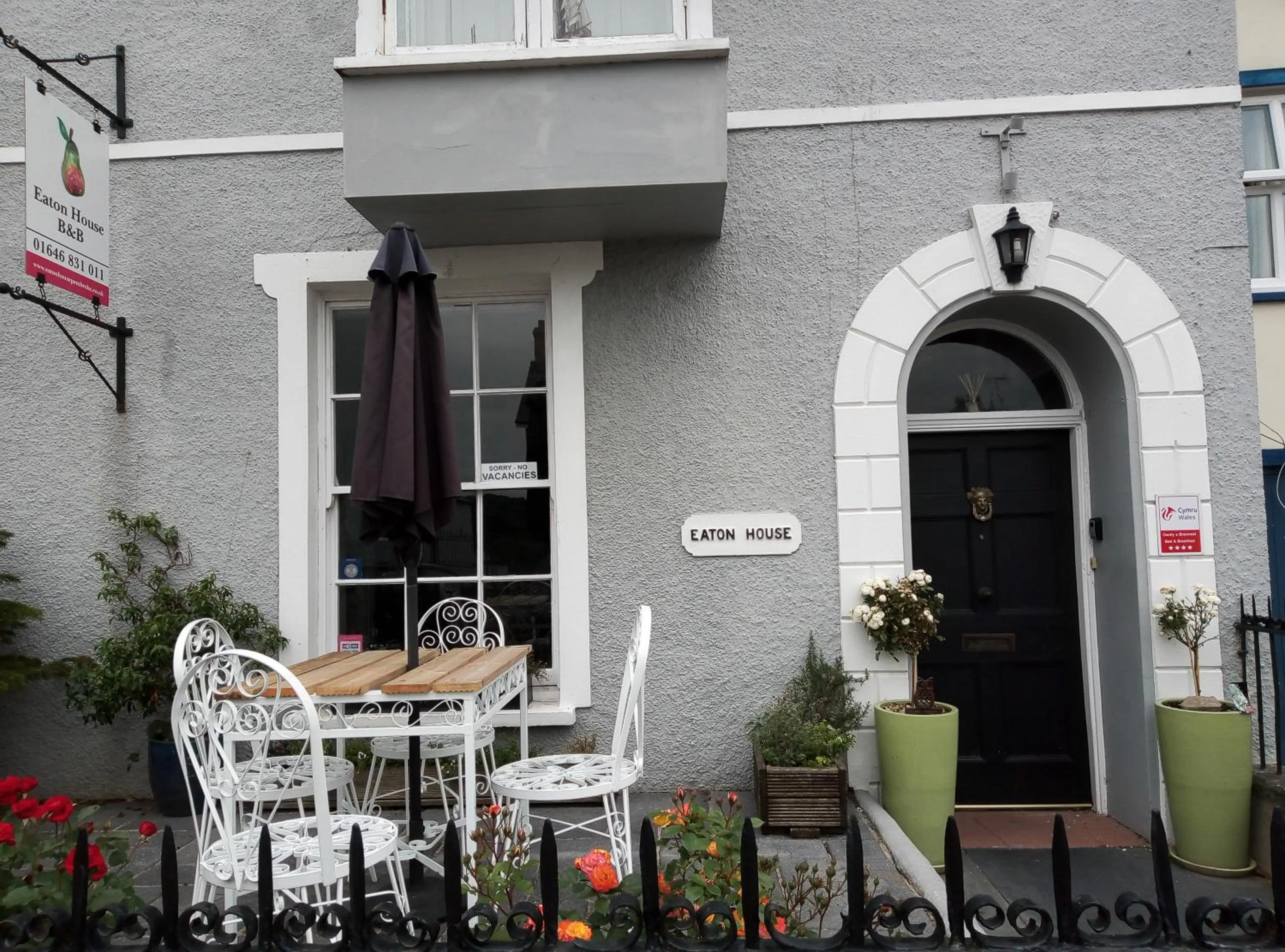 Property building in Eaton house