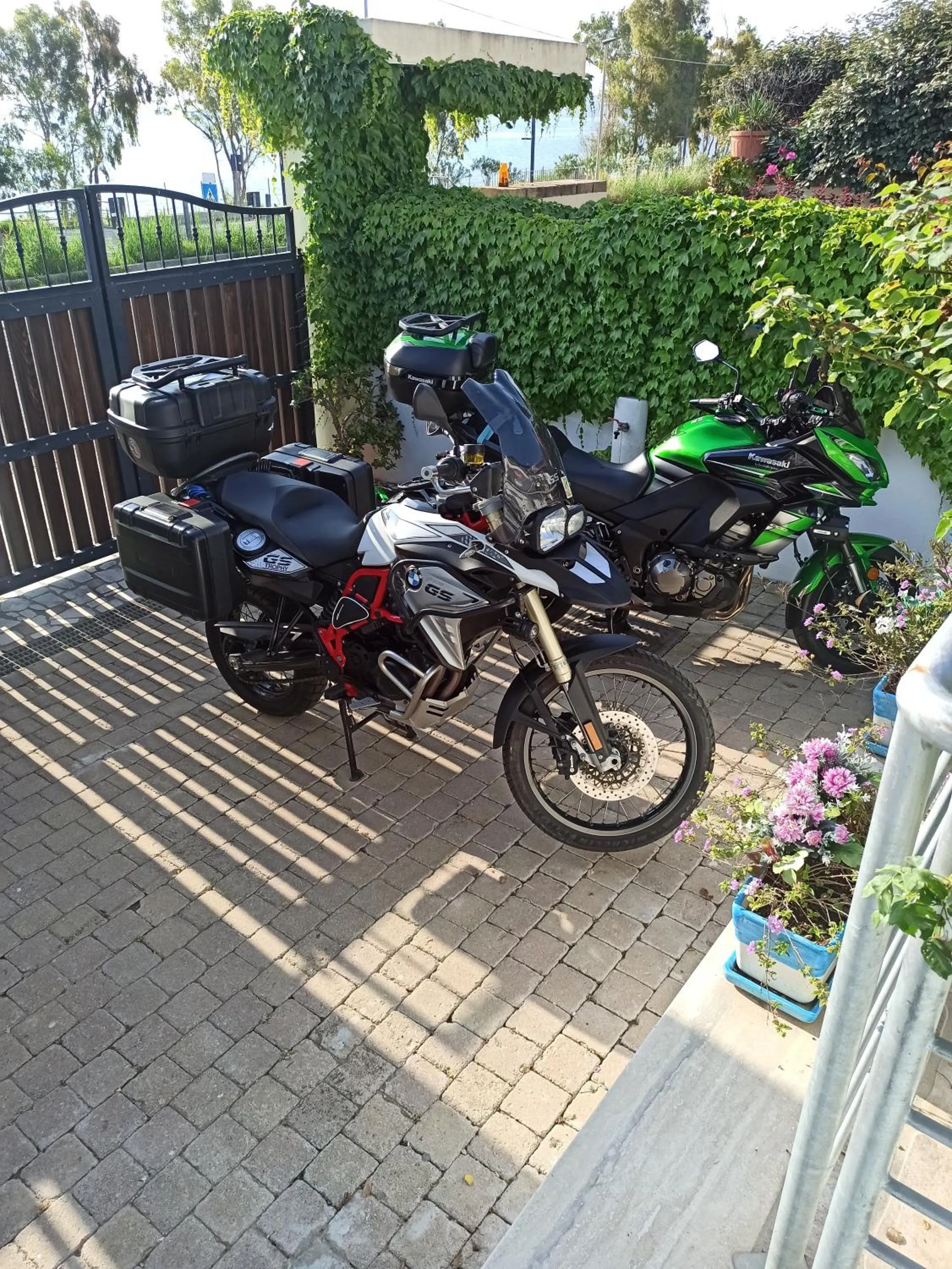 Parking in Almaré B&B