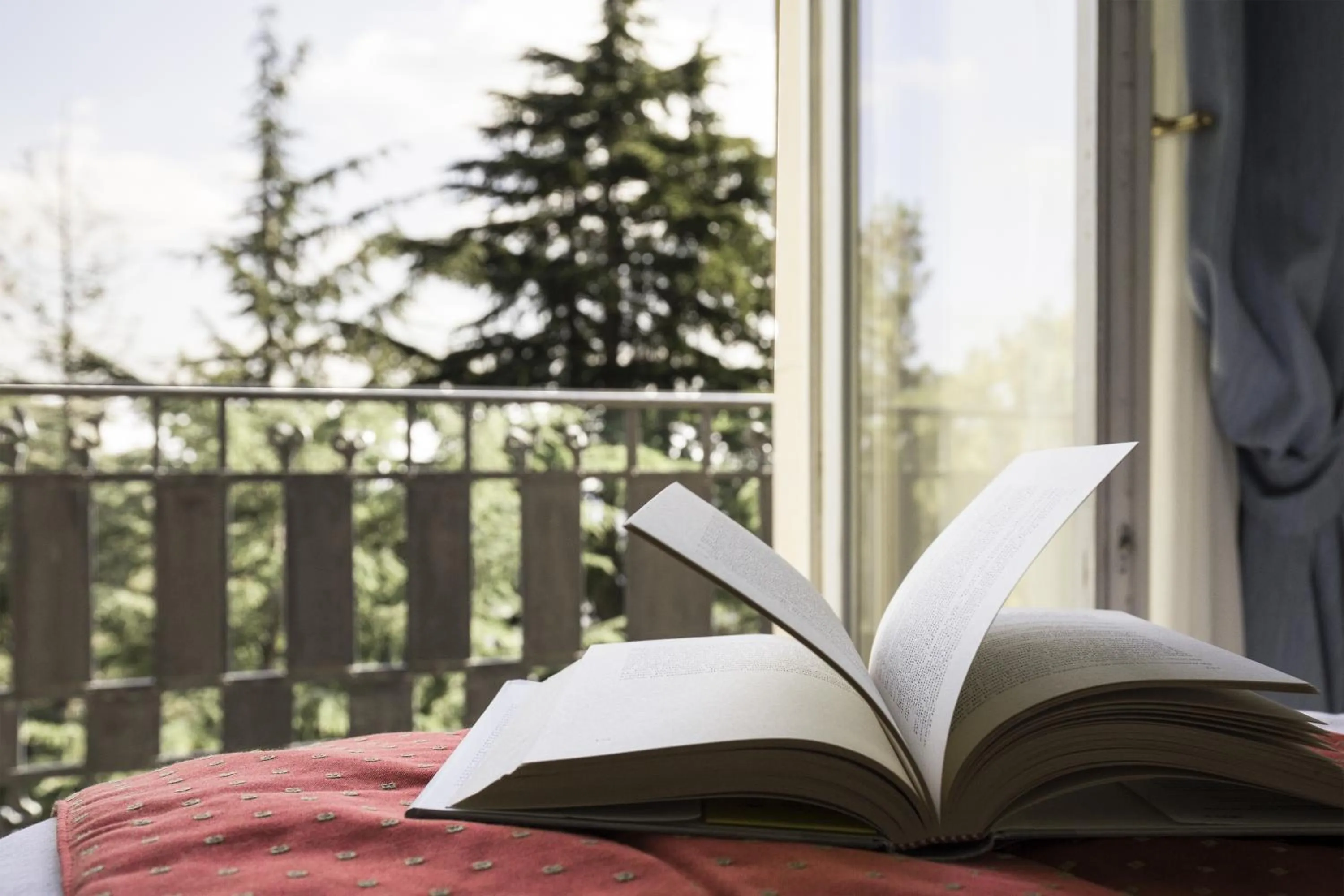 Garden view in Palace Grand Hotel Varese