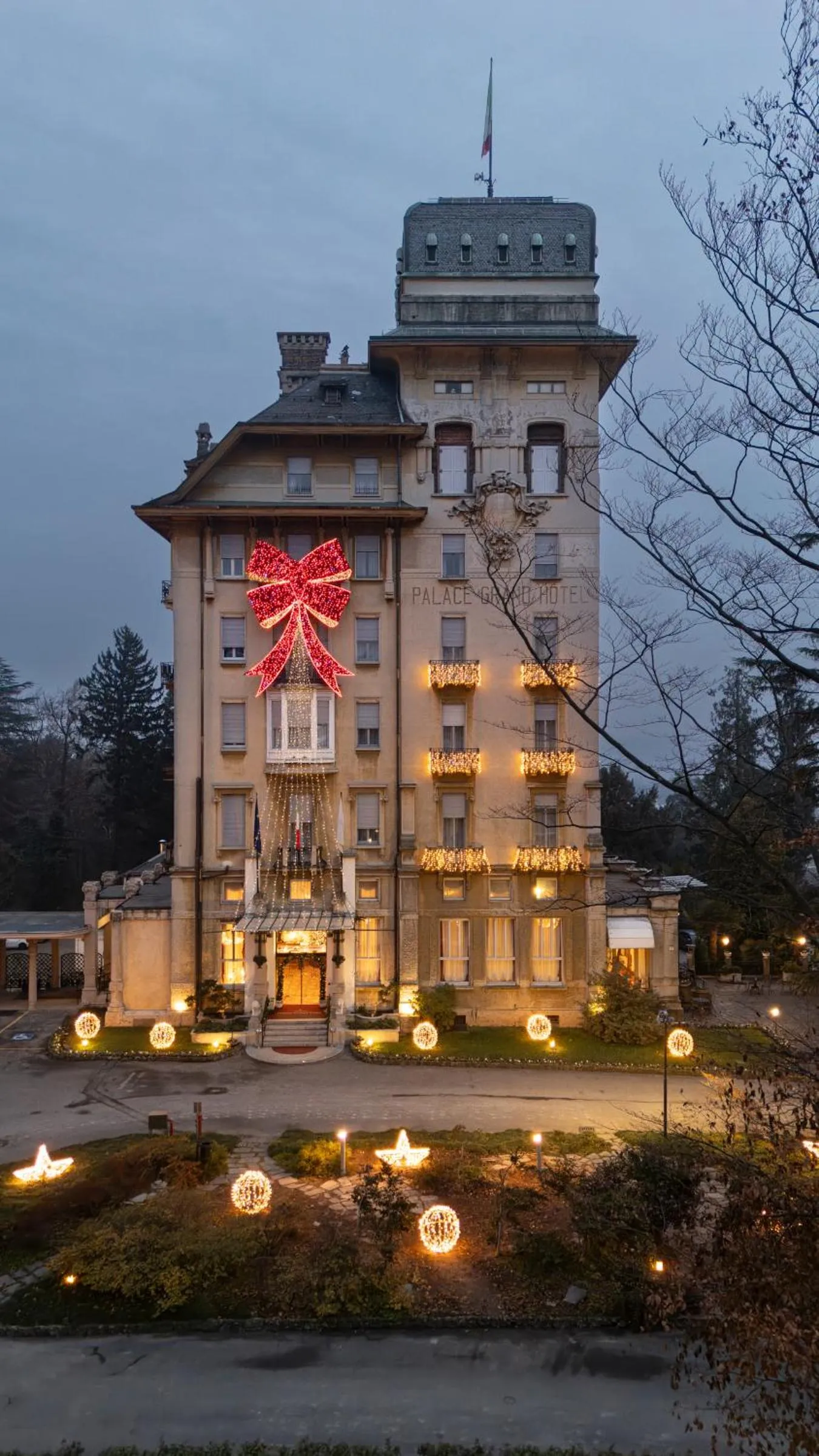 Property building in Palace Grand Hotel Varese