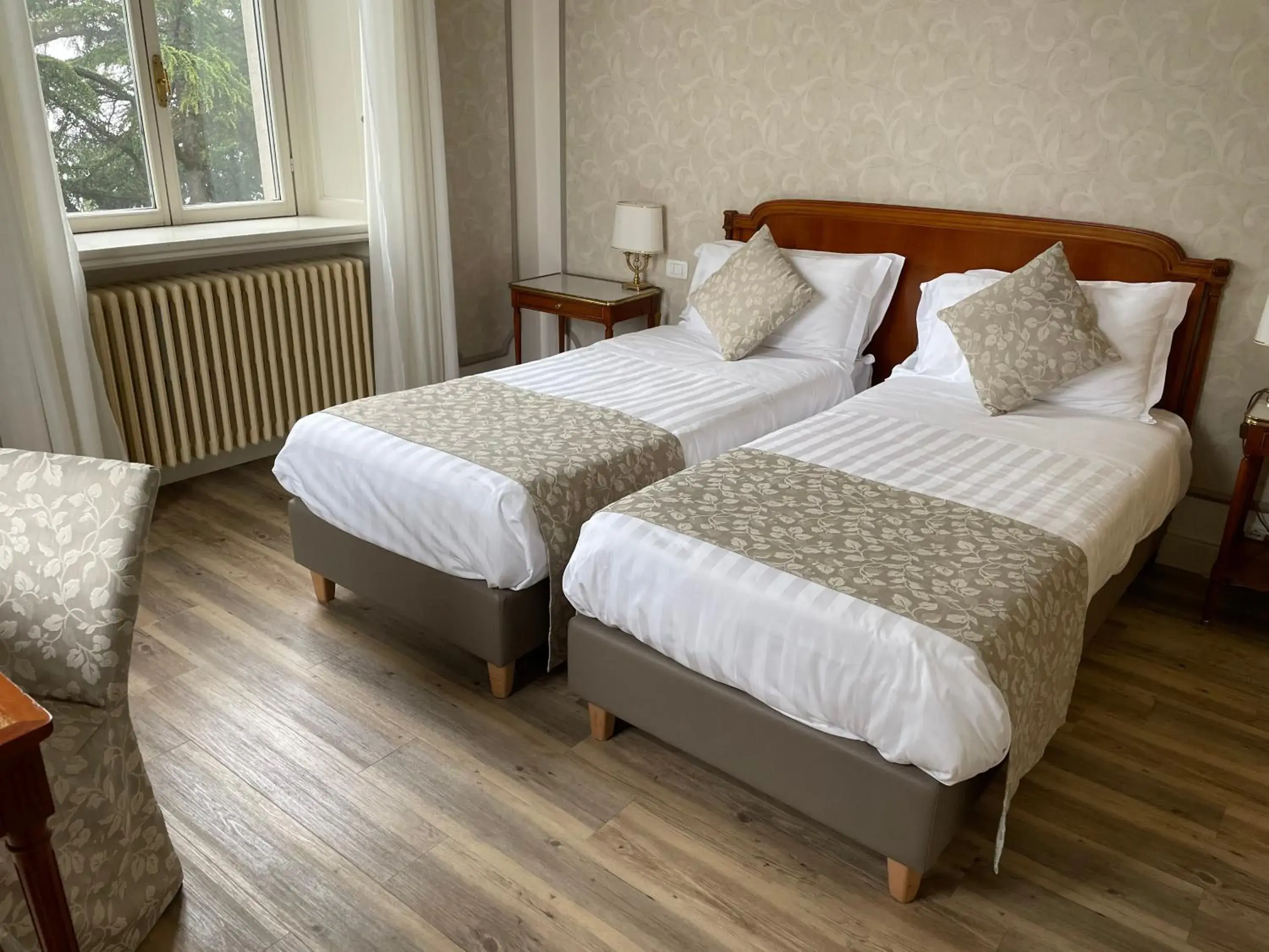 Twin Room in Palace Grand Hotel Varese Twin Room in Palace Grand Hotel Varese