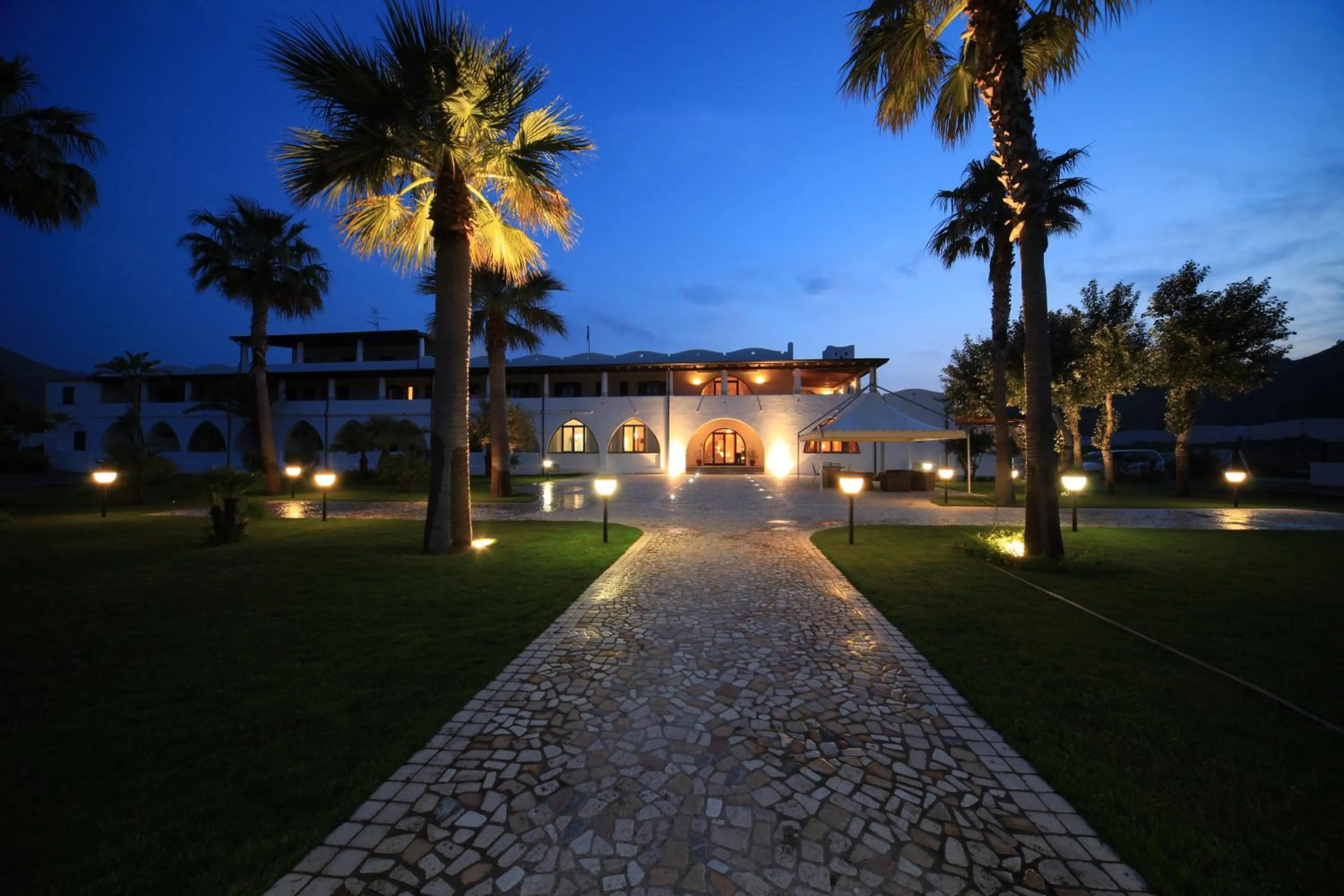 Property building in Hotel Garden