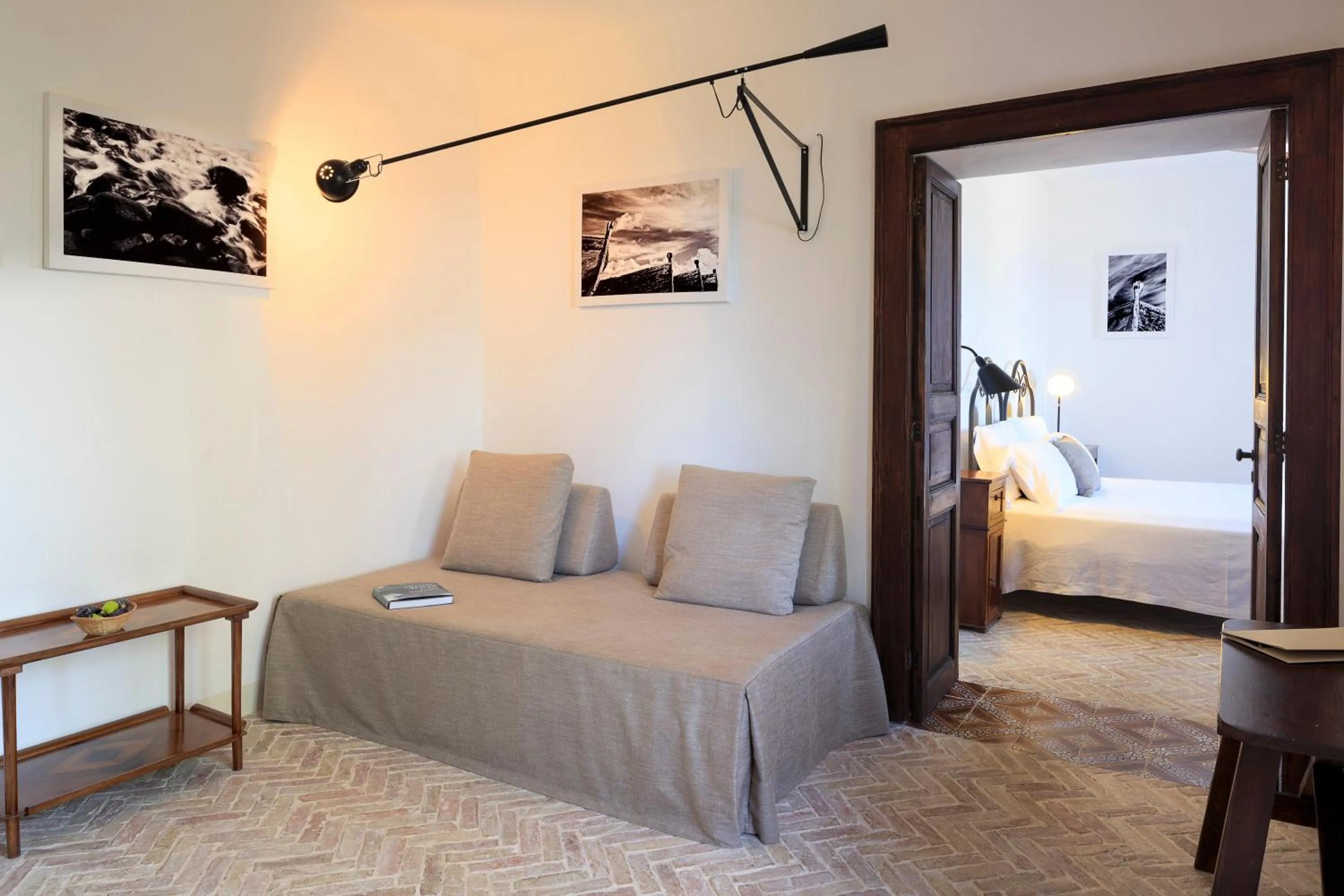 Photo of the whole room, Bed in Hotel Signum