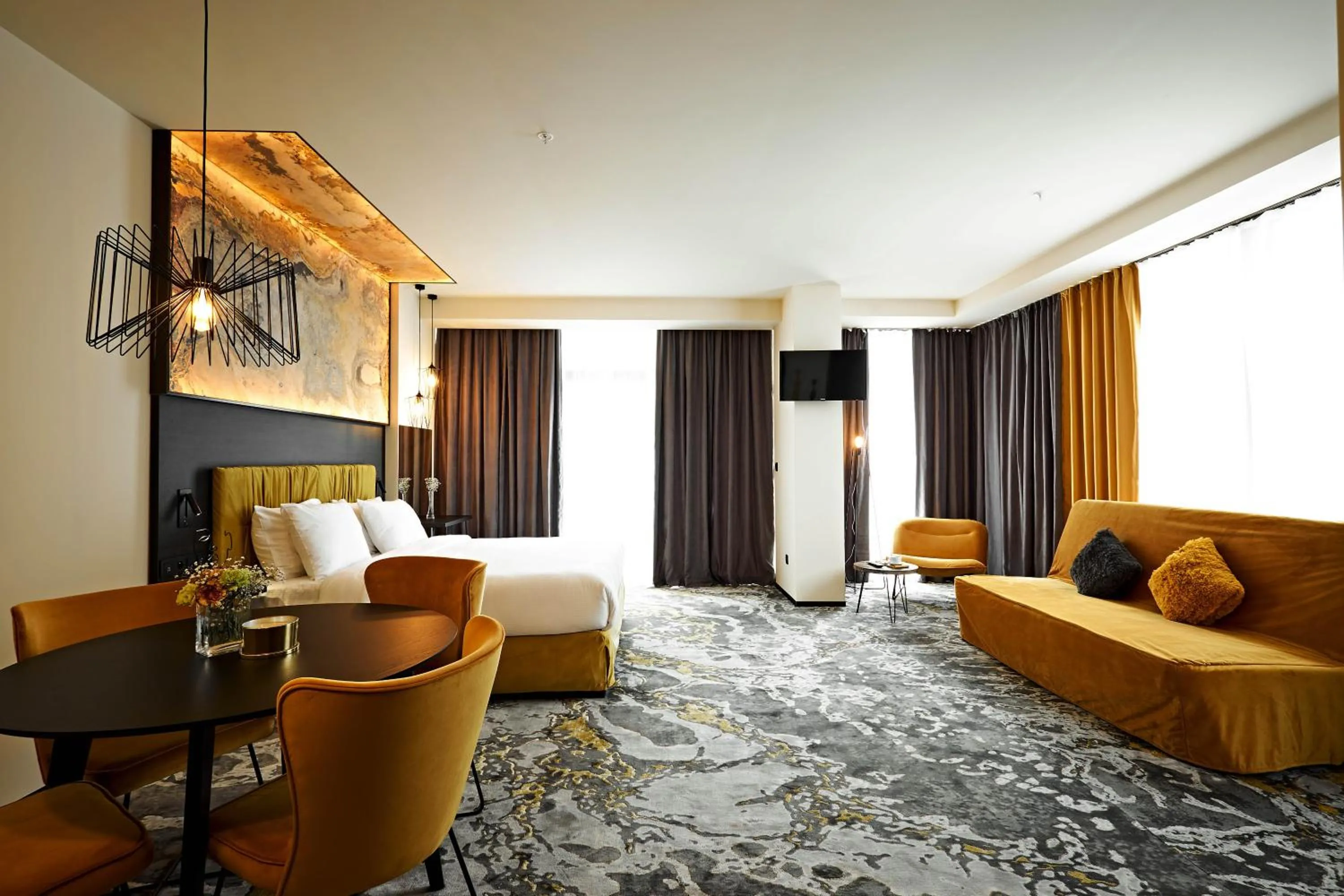 Family Room with Sea View and Kitchenette in Miramare Magnetic Beach Hotel