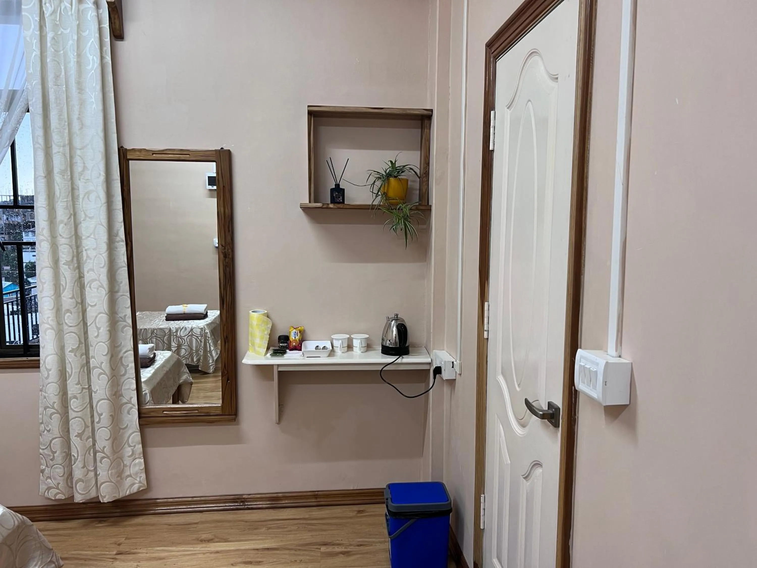 Coffee/tea facilities in Hotel Dinthar Zara