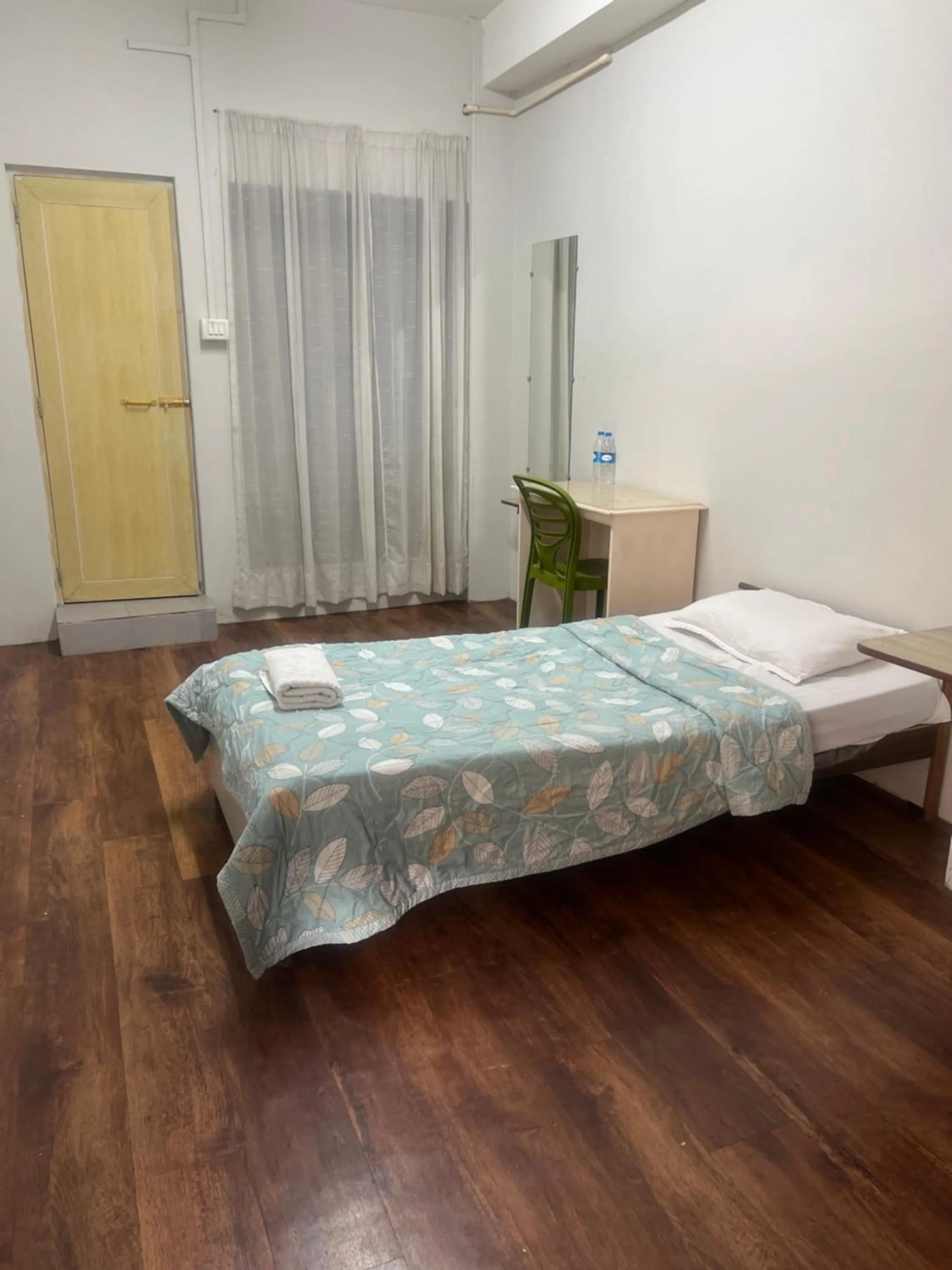 Bed in Hotel Dinthar Zara