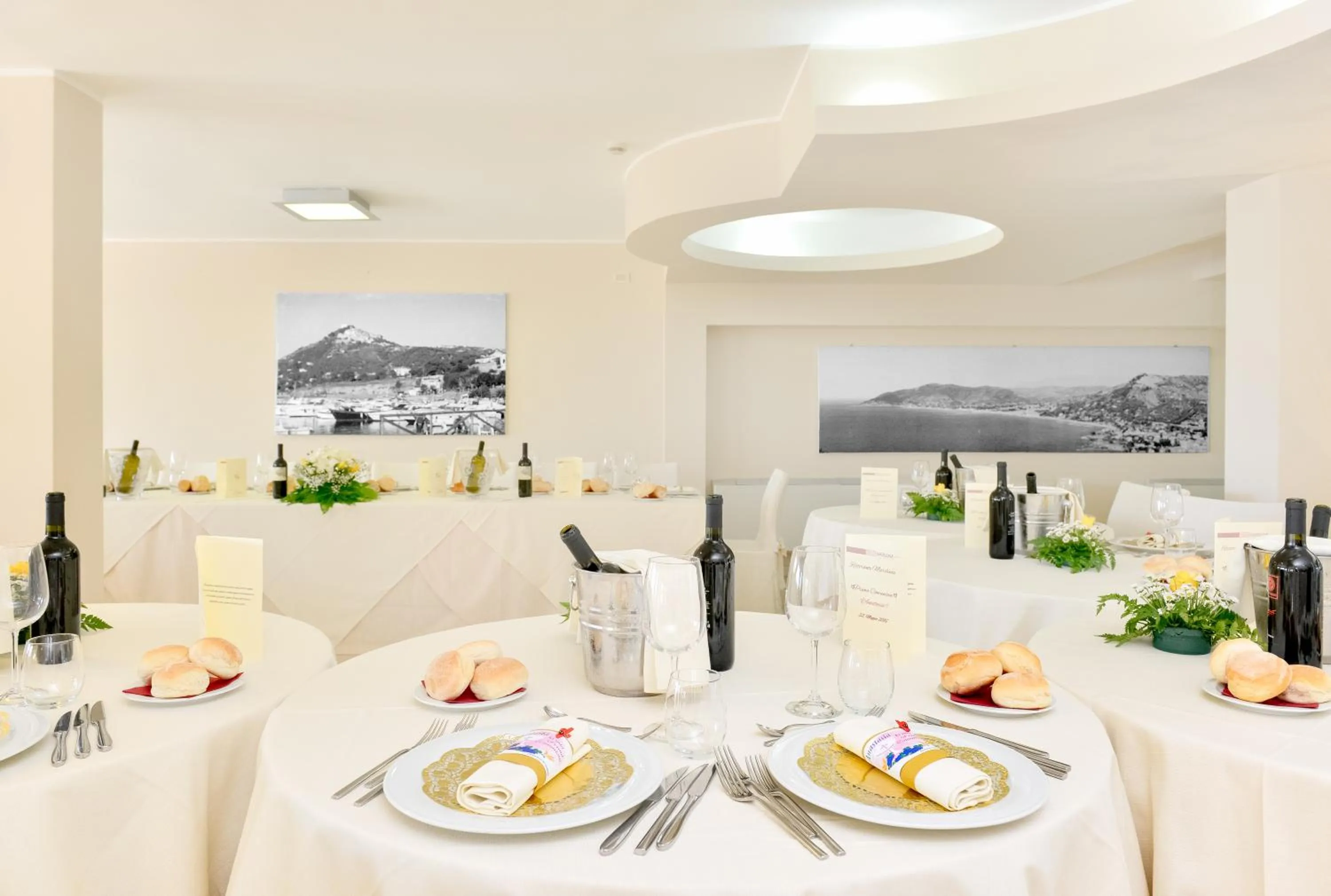 Business facilities in Hotel Mareluna