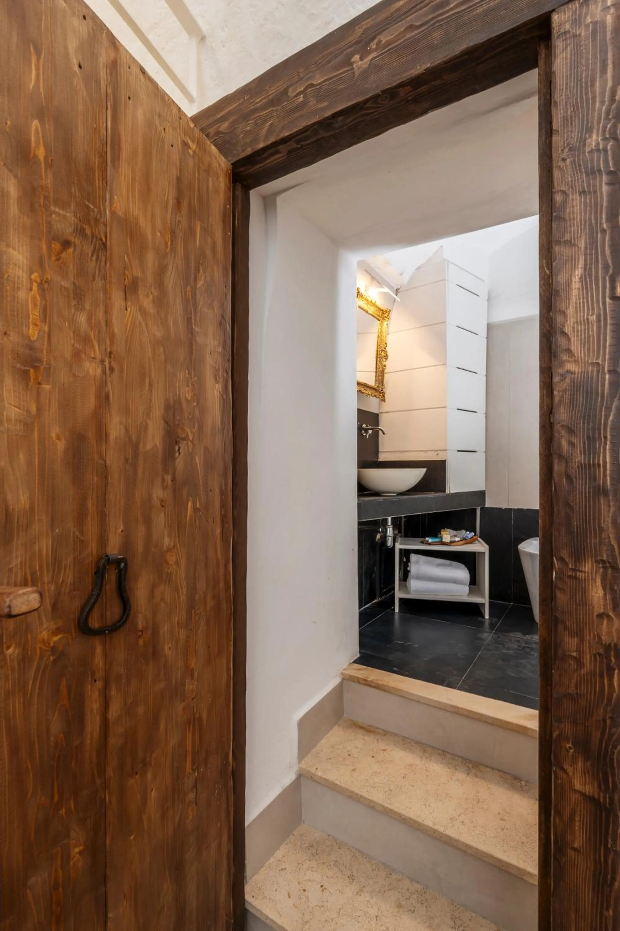 Bathroom in Locanda Di San Martino Hotel & Thermae Romanae