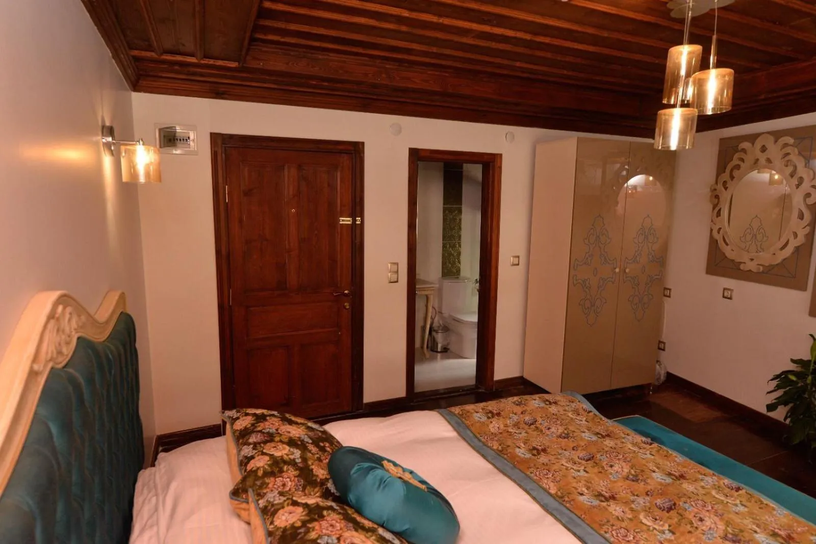 Bed in Arasta Konak Otel