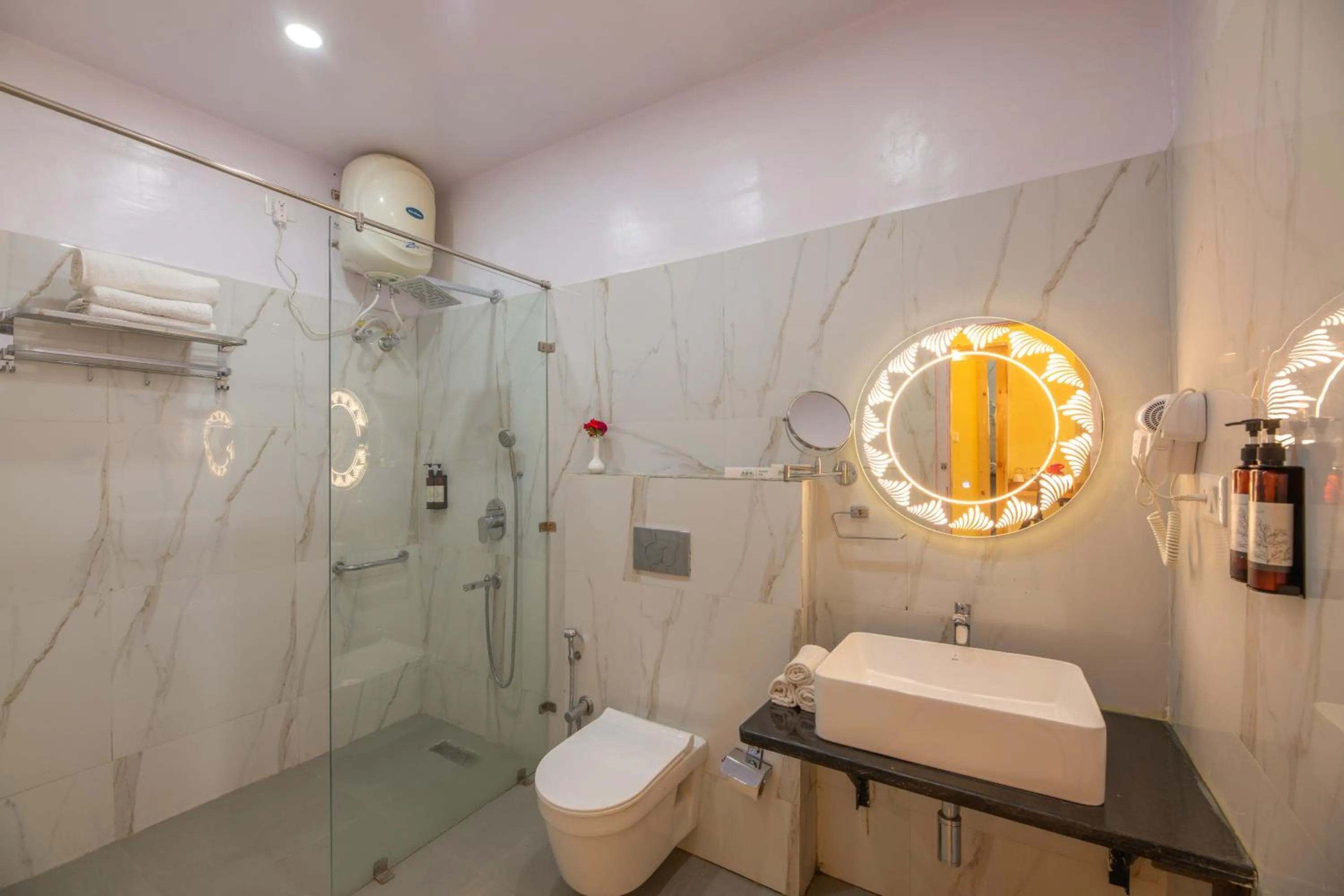 Binsar Eco Resort, Binsar - Uttarakhand