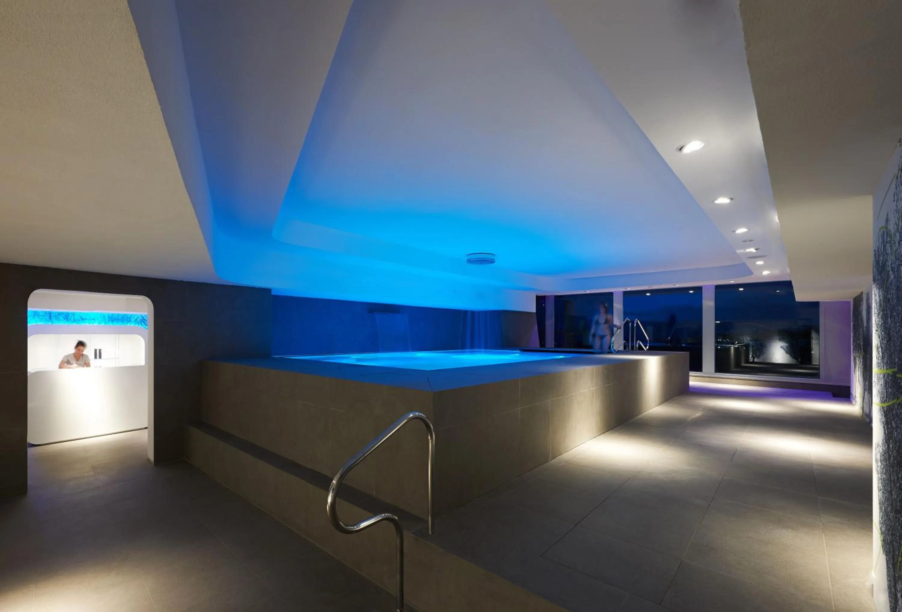 Hot Tub in Grand Hotel Ambasciatori Wellness & Spa