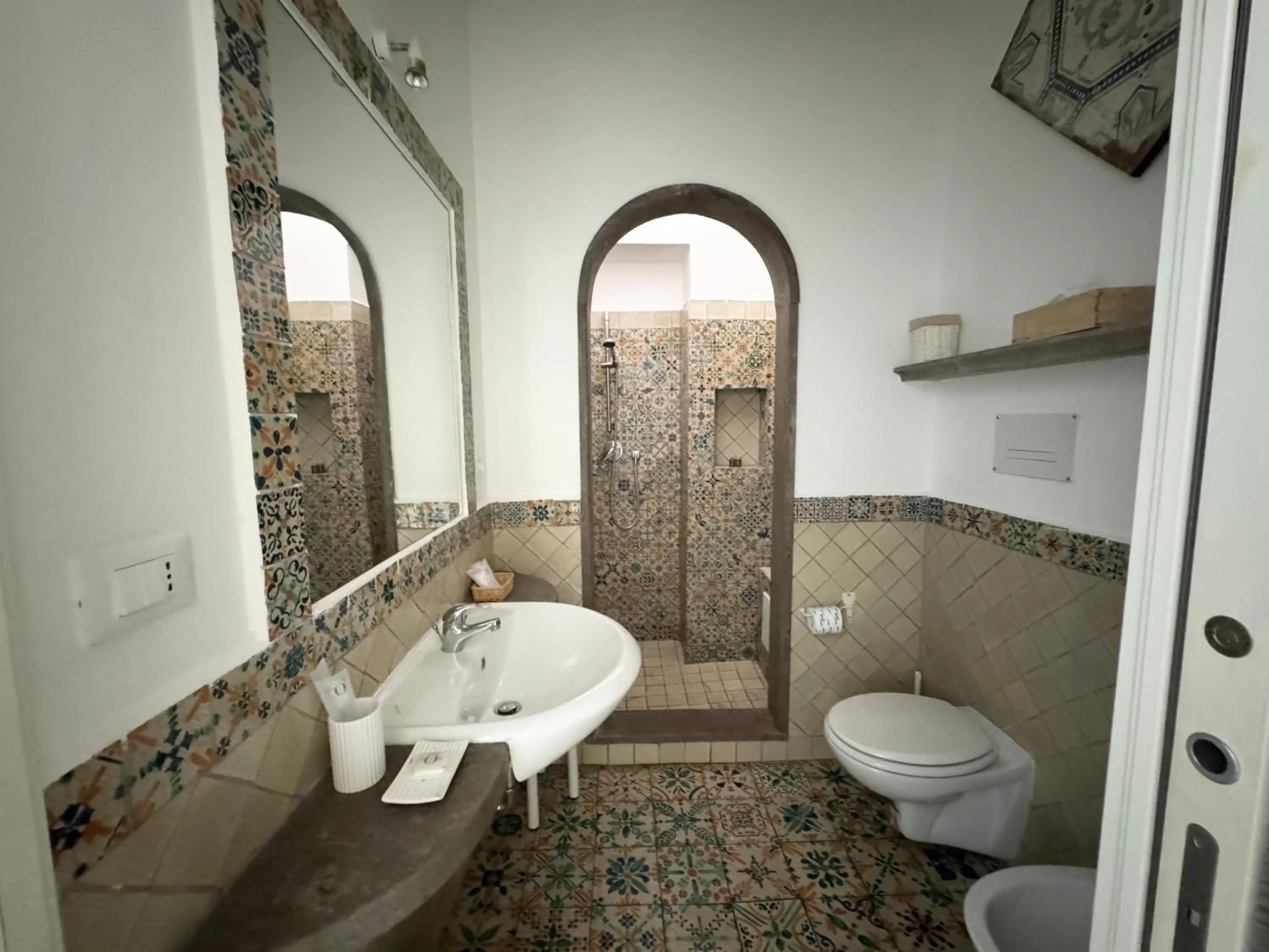 Shower in Hotel Lisca Bianca