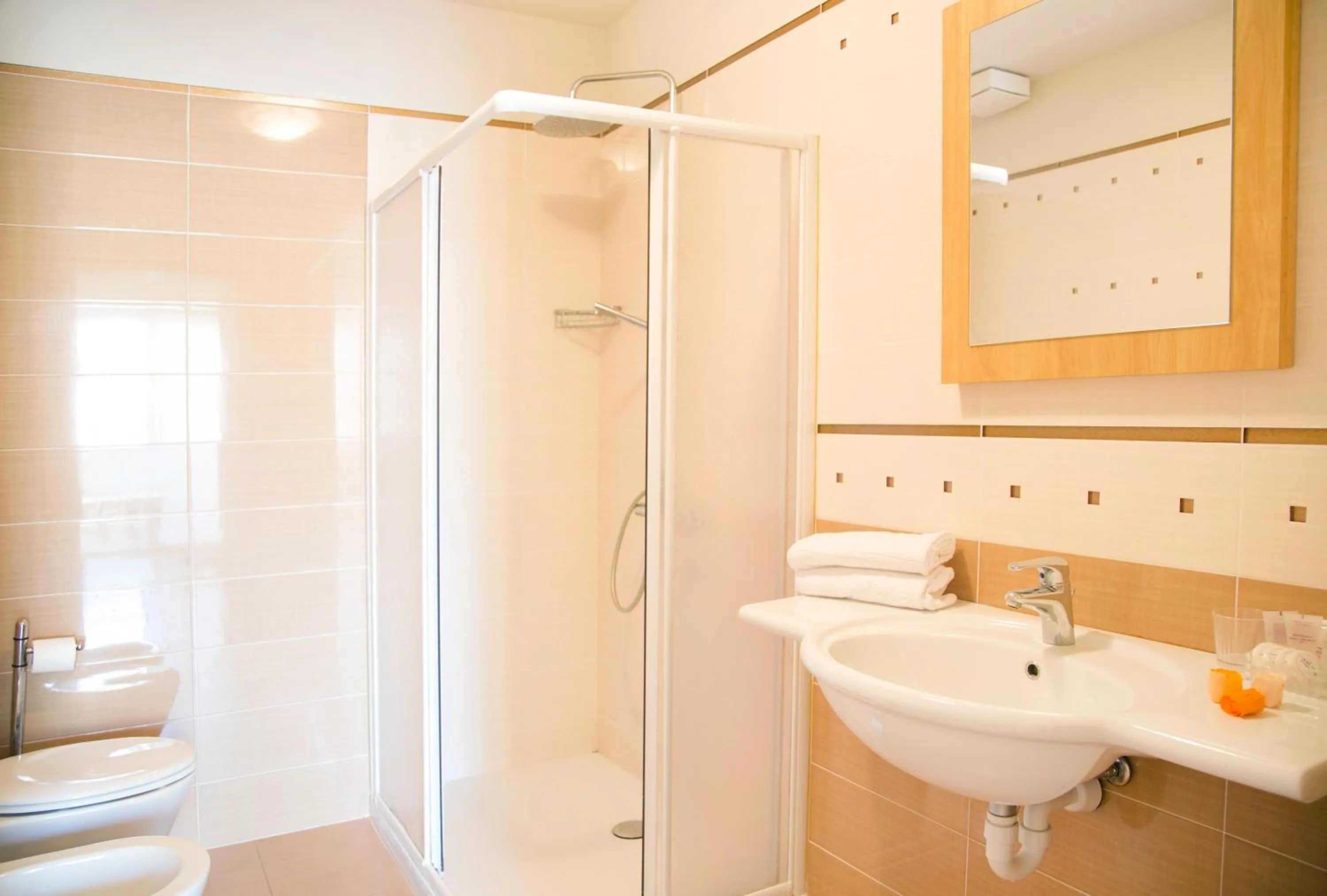 Shower in Hotel Meeting