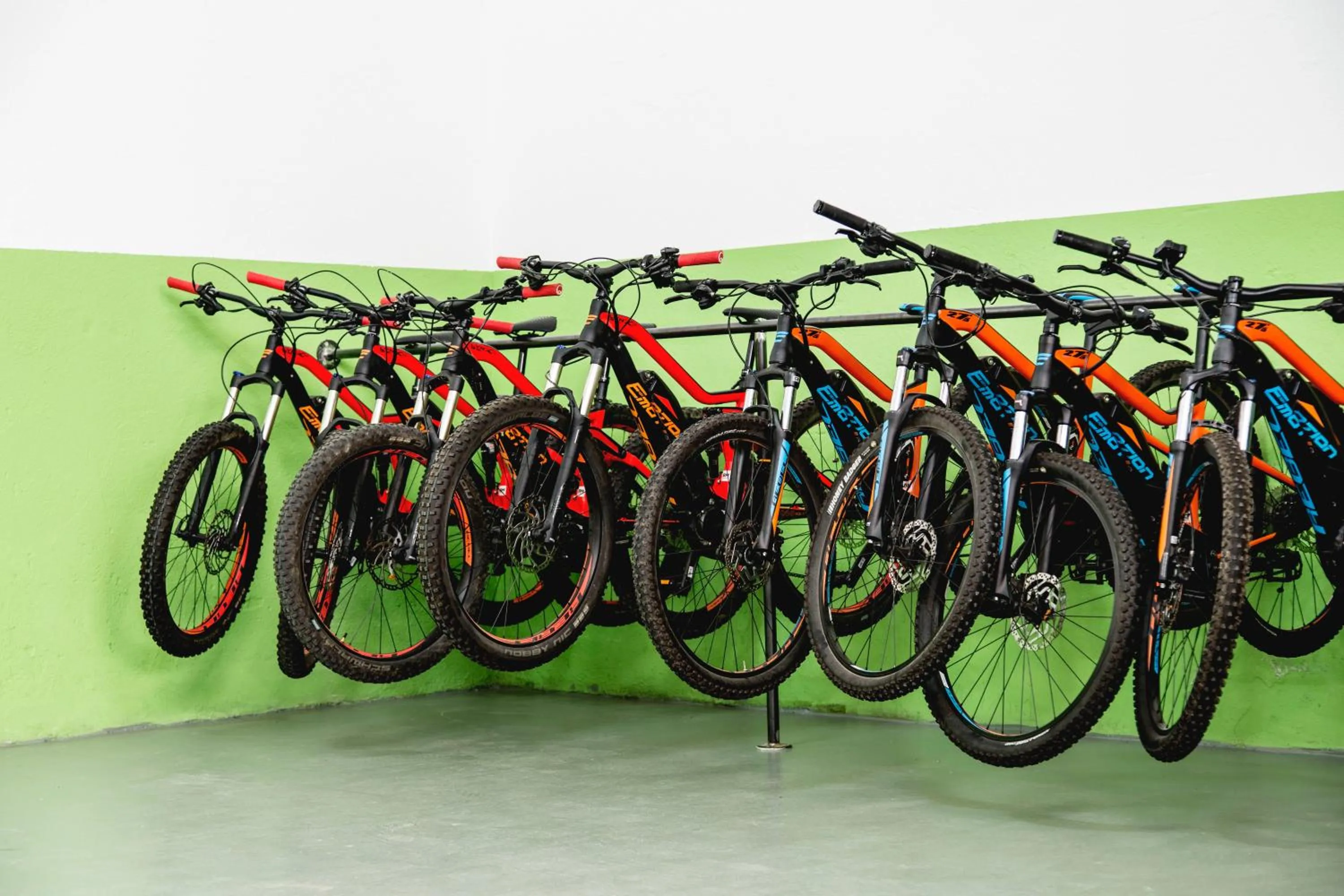 Cycling in Hotel Meeting