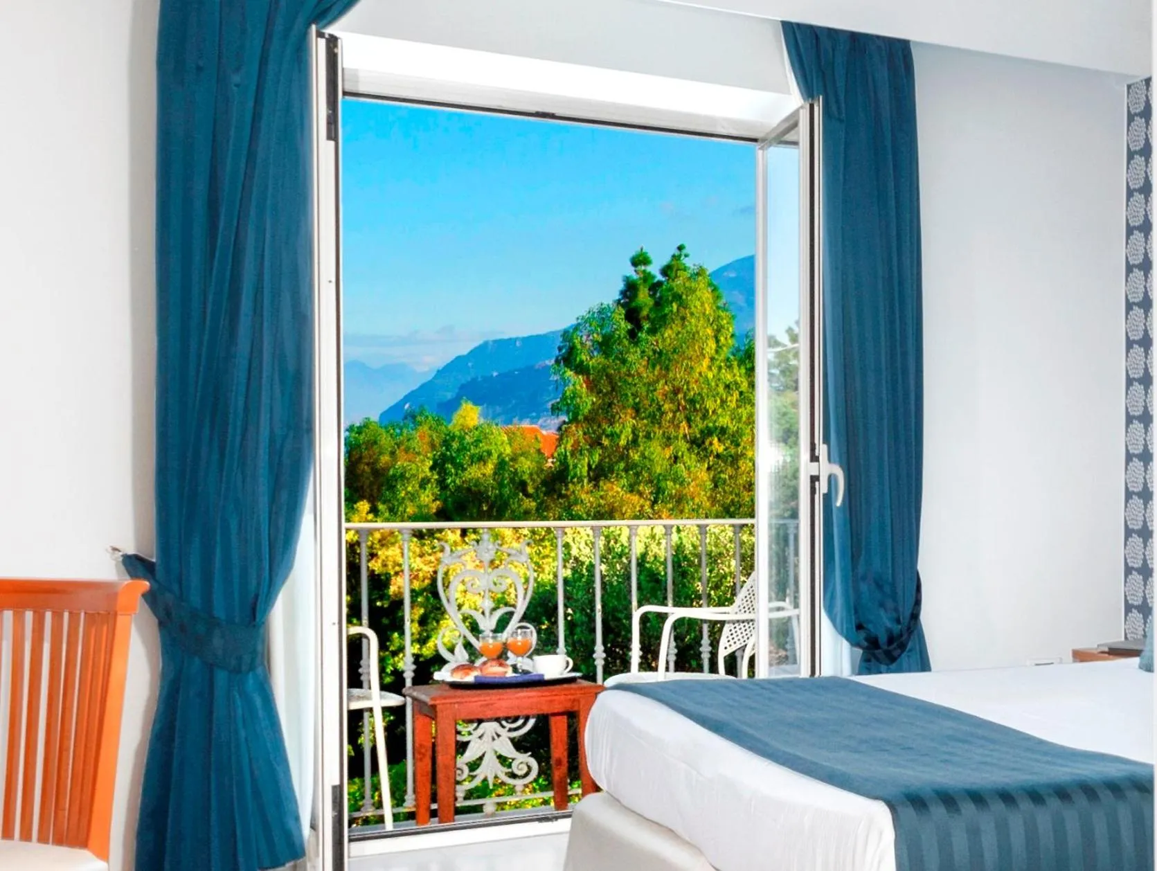 View (from property/room), Bed in Atlantic Palace Hotel